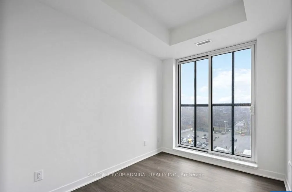 Photo 8 of Unit 902, 185 Alberta Avenue, Toronto, Oakwood Village — HOMEH