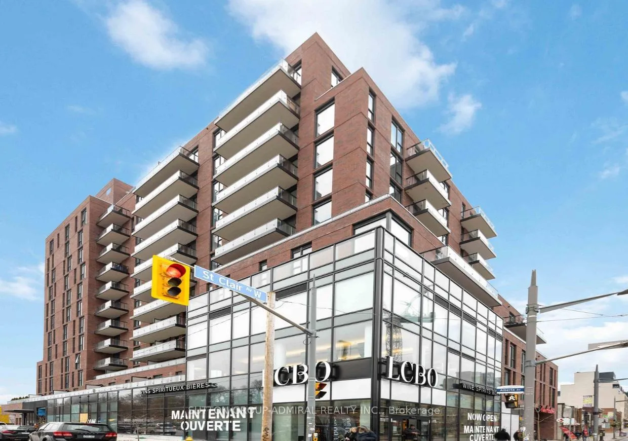 Photo 19 of Unit 902, 185 Alberta Avenue, Toronto, Oakwood Village — HOMEH