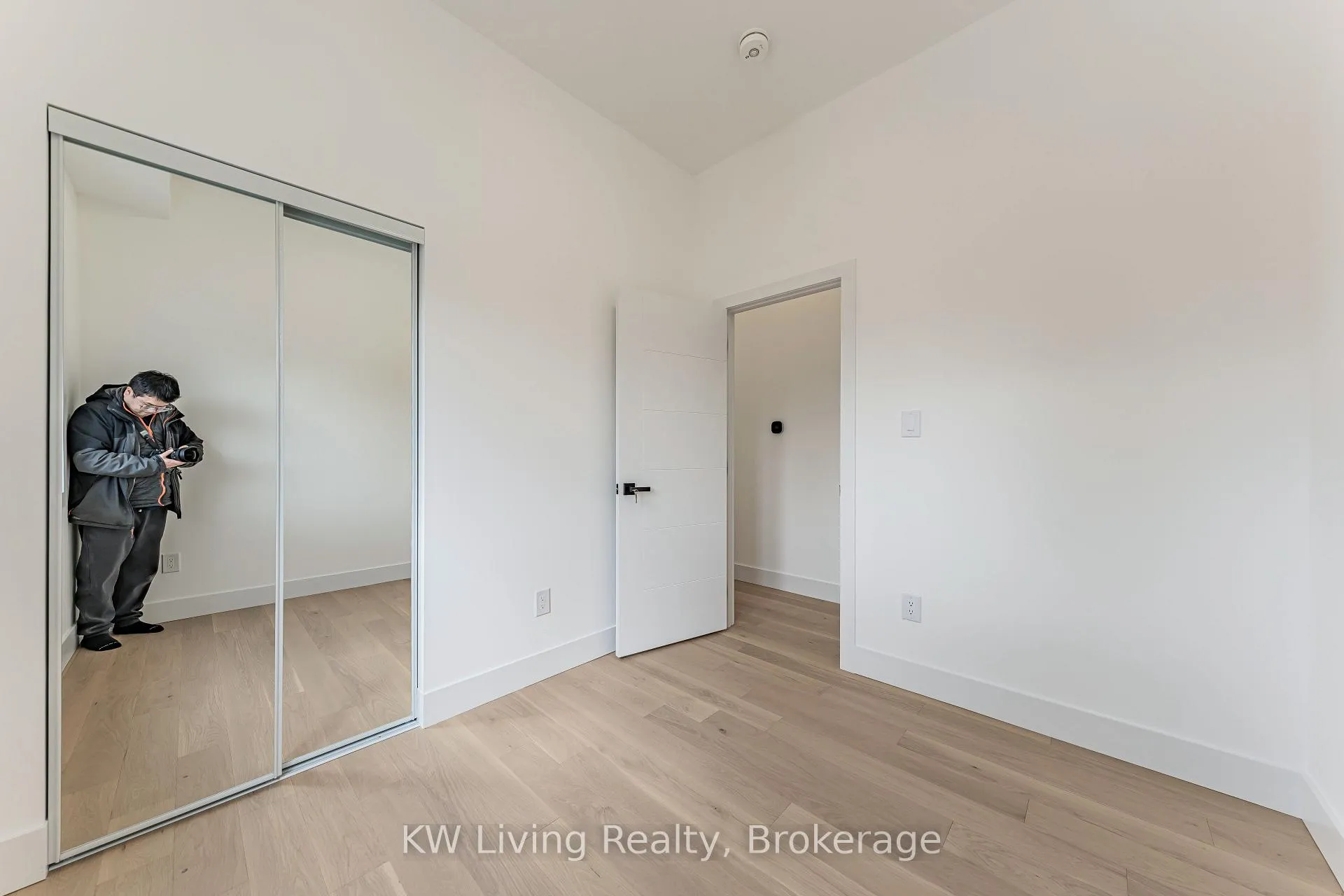 Photo 18 of Unit 201, 712 Eglinton Avenue E, Toronto, Leaside — HOMEH