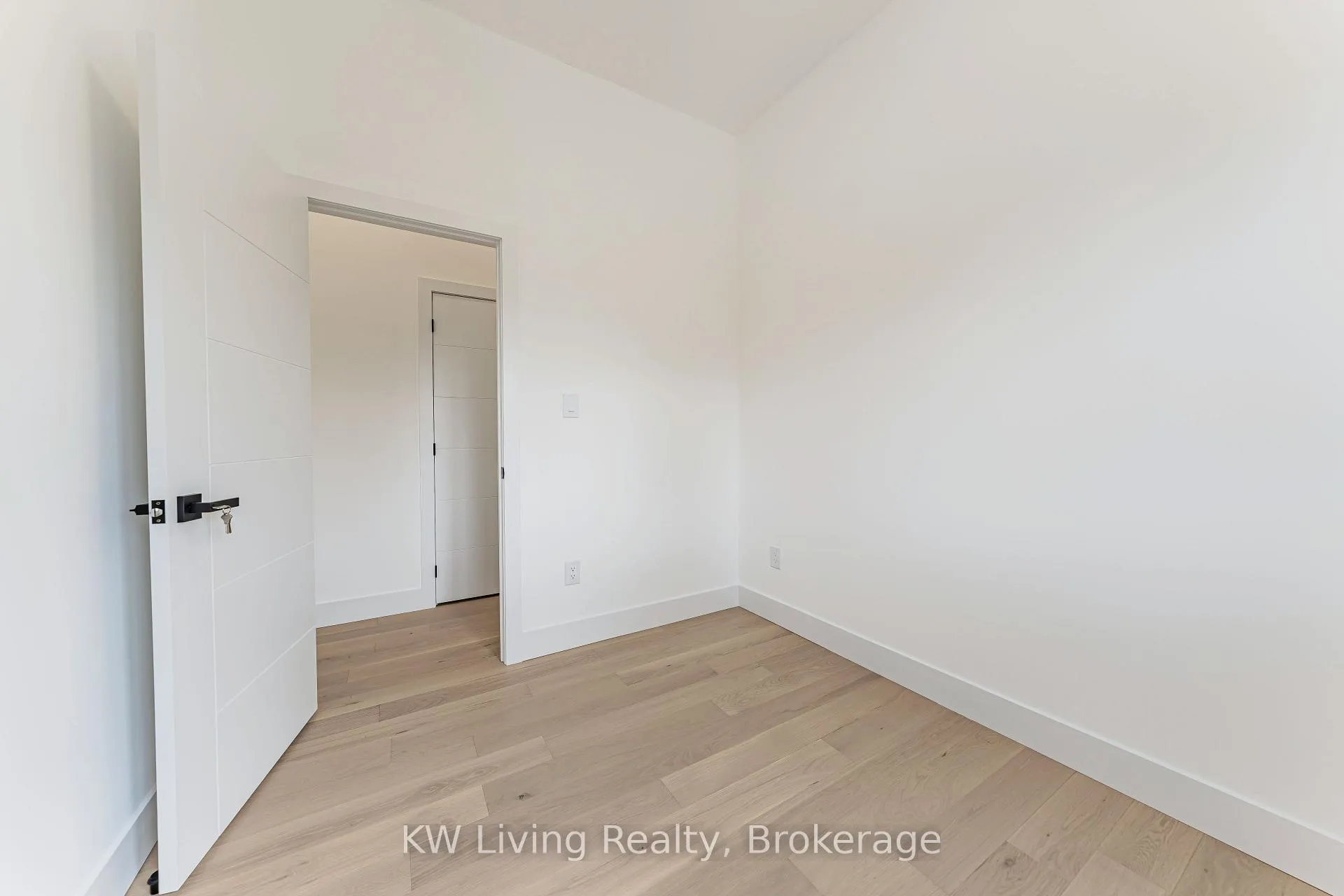 Photo 20 of Unit 201, 712 Eglinton Avenue E, Toronto, Leaside — HOMEH