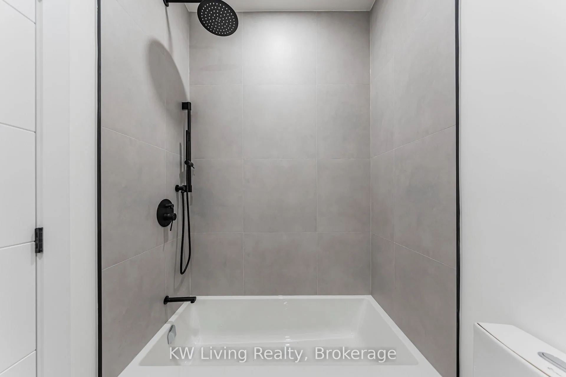 Photo 27 of Unit 201, 712 Eglinton Avenue E, Toronto, Leaside — HOMEH