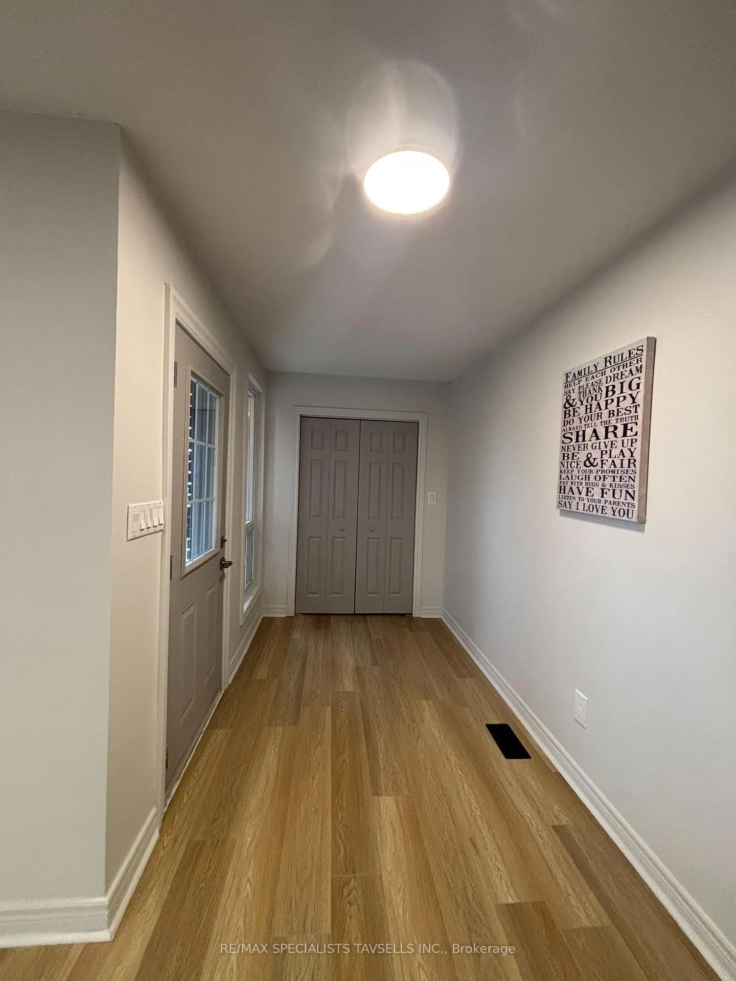 Photo 2 of Unit # 1 Upper Level, 4085 King Street, Caledon, Rural Caledon — HOMEH