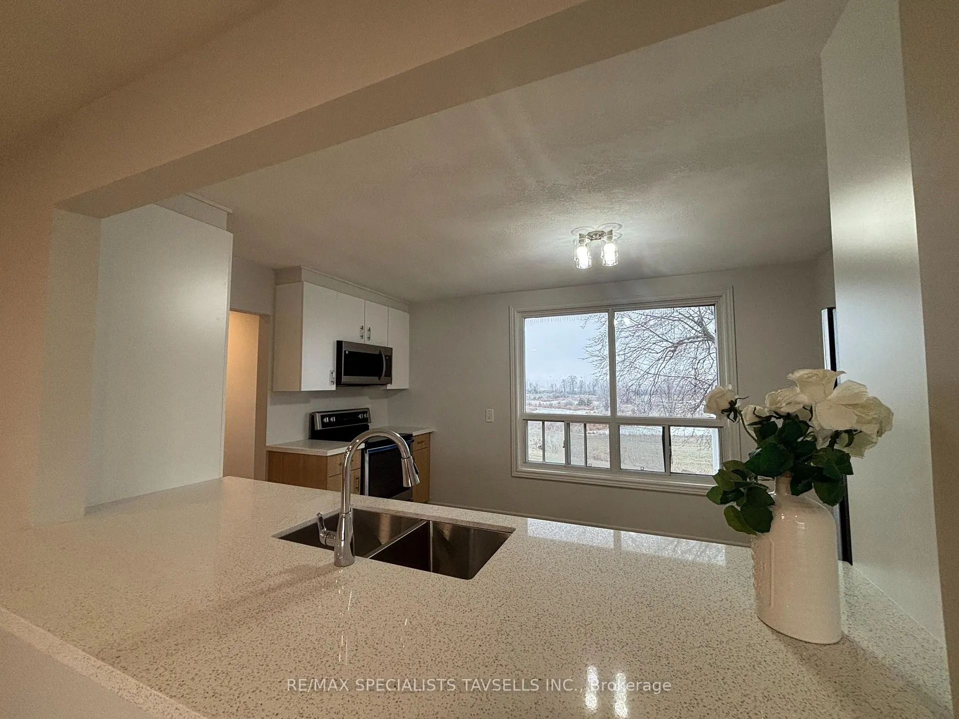 Photo 7 of Unit # 1 Upper Level, 4085 King Street, Caledon, Rural Caledon — HOMEH
