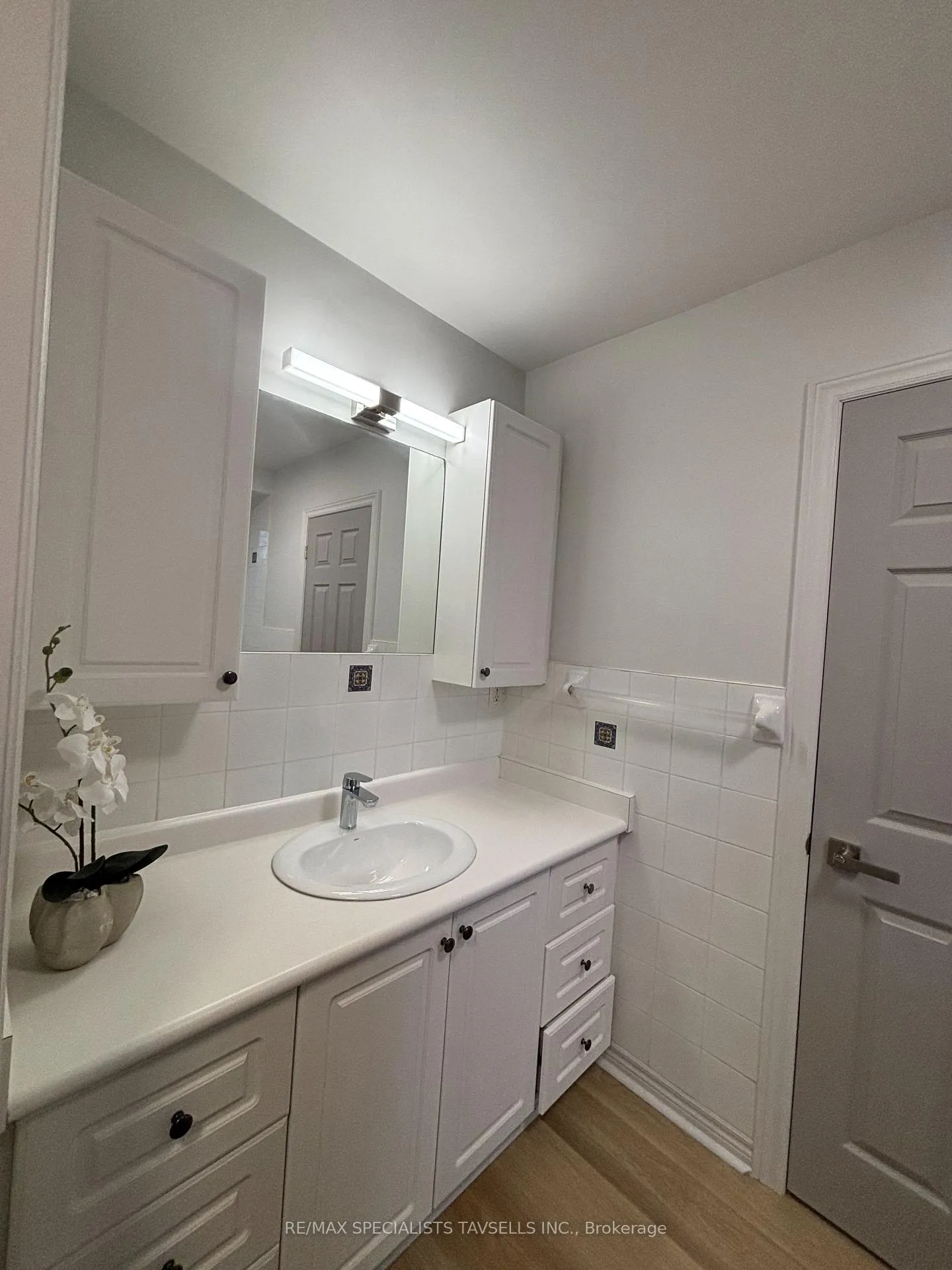 Photo 16 of Unit # 1 Upper Level, 4085 King Street, Caledon, Rural Caledon — HOMEH