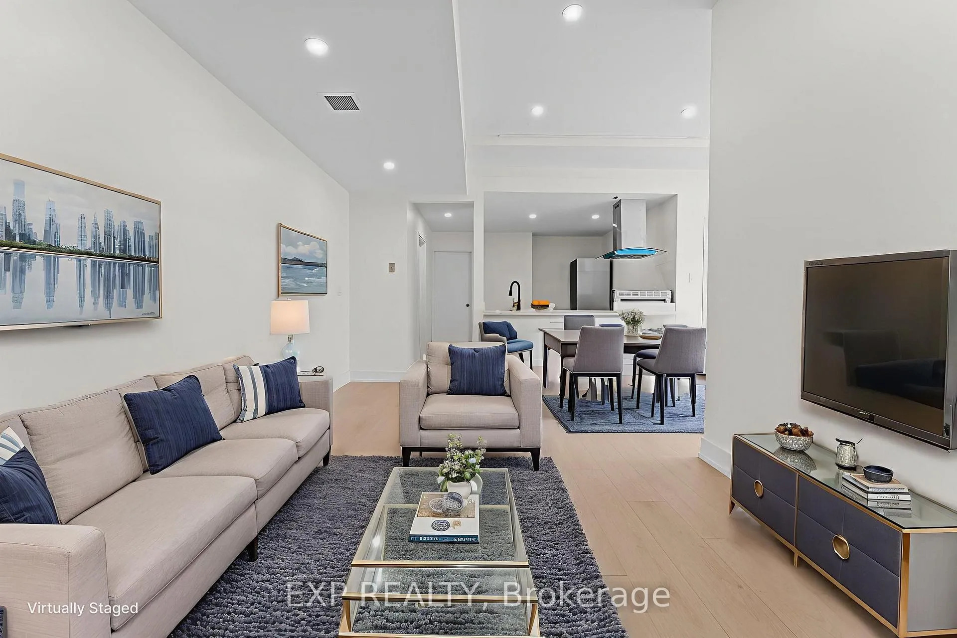 Photo 5 of Unit Unit #2, 1558 Queen Street E, Toronto, Greenwood-Coxwell — HOMEH
