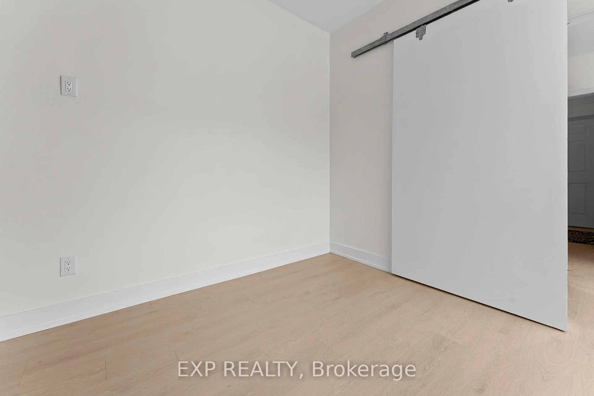Photo 19 of Unit Unit #2, 1558 Queen Street E, Toronto, Greenwood-Coxwell — HOMEH