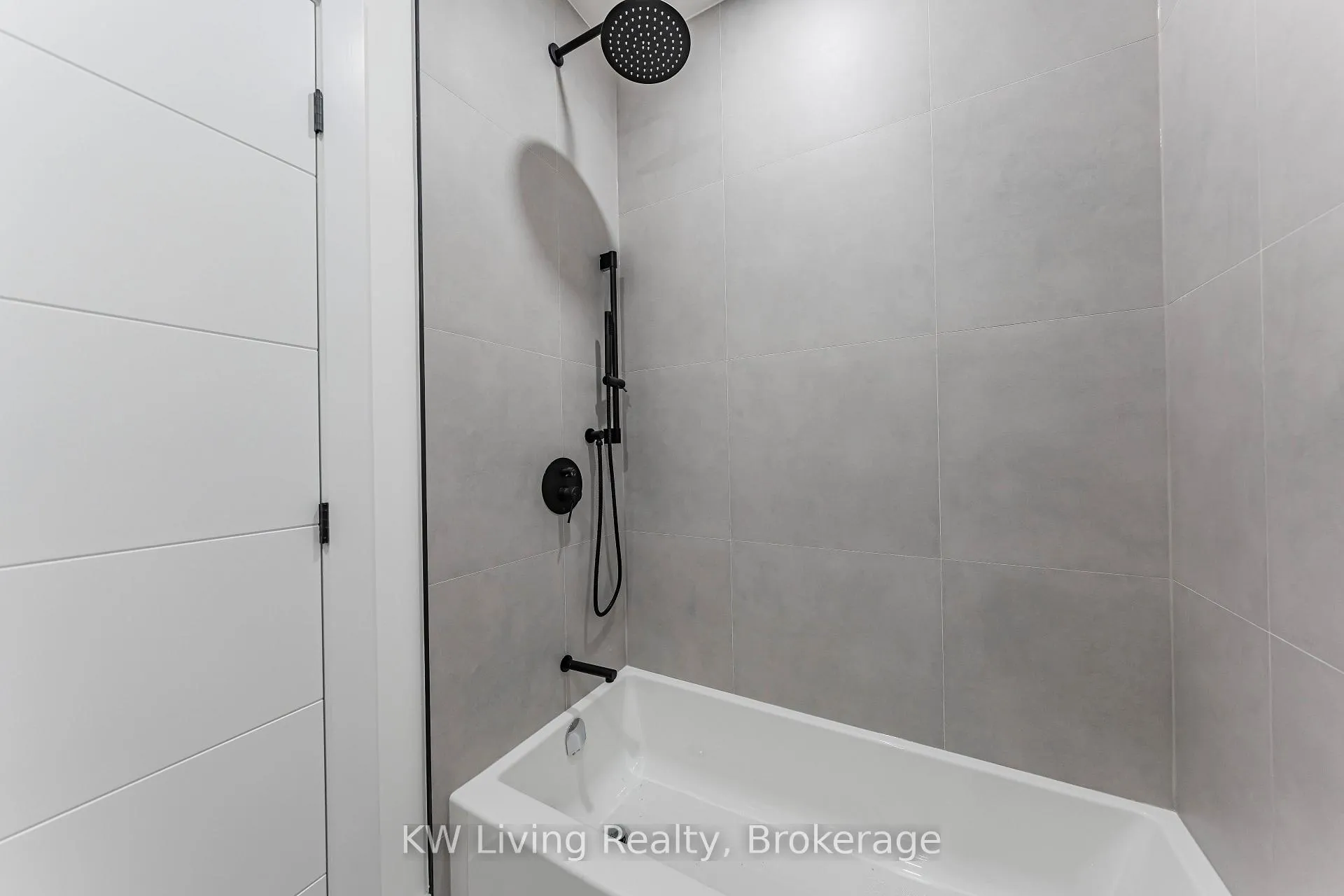 Photo 28 of Unit 301, 712 Eglinton Avenue E, Toronto, Leaside — HOMEH