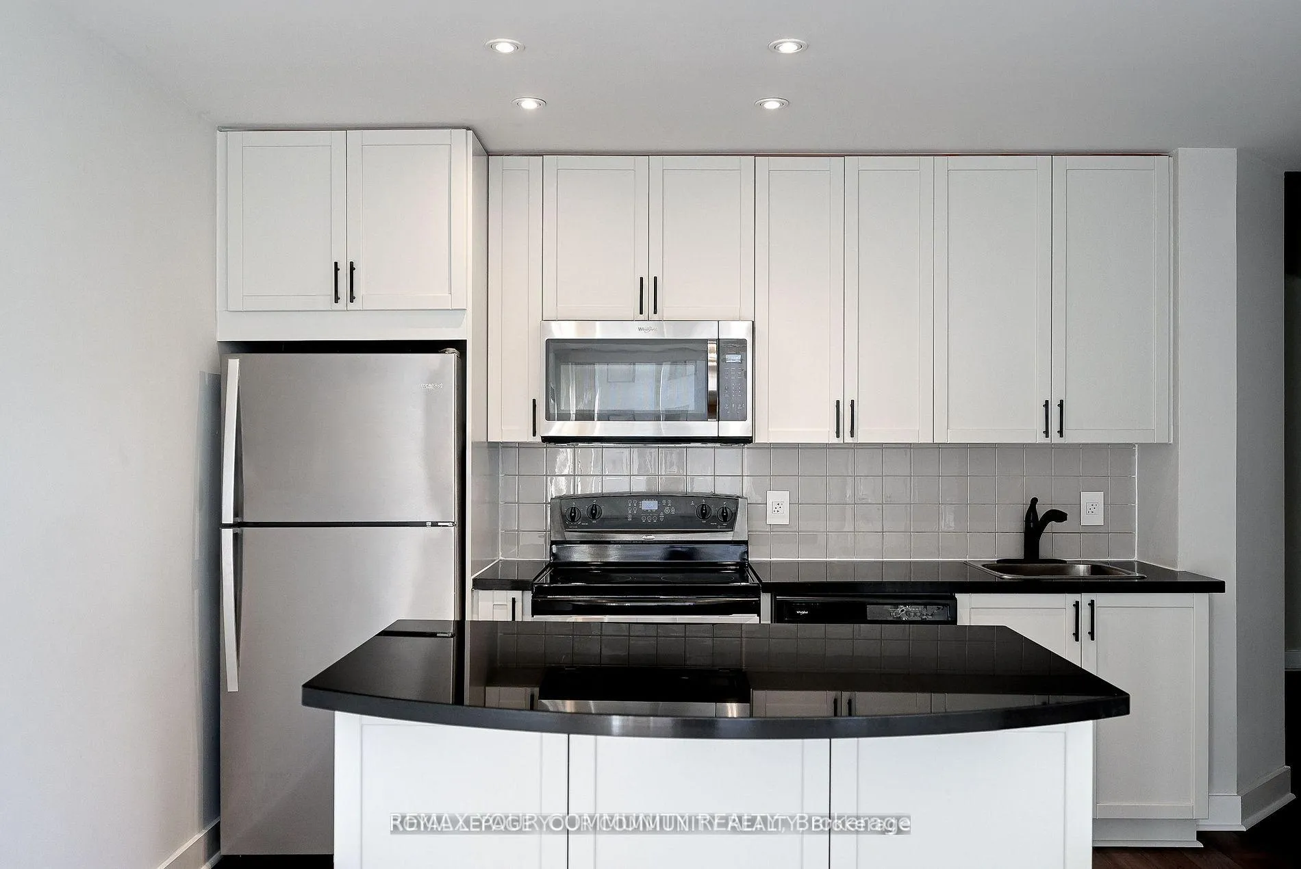 Photo 7 of Unit 1214, 85 Bloor Street E, Toronto, Church-Yonge Corridor — HOMEH