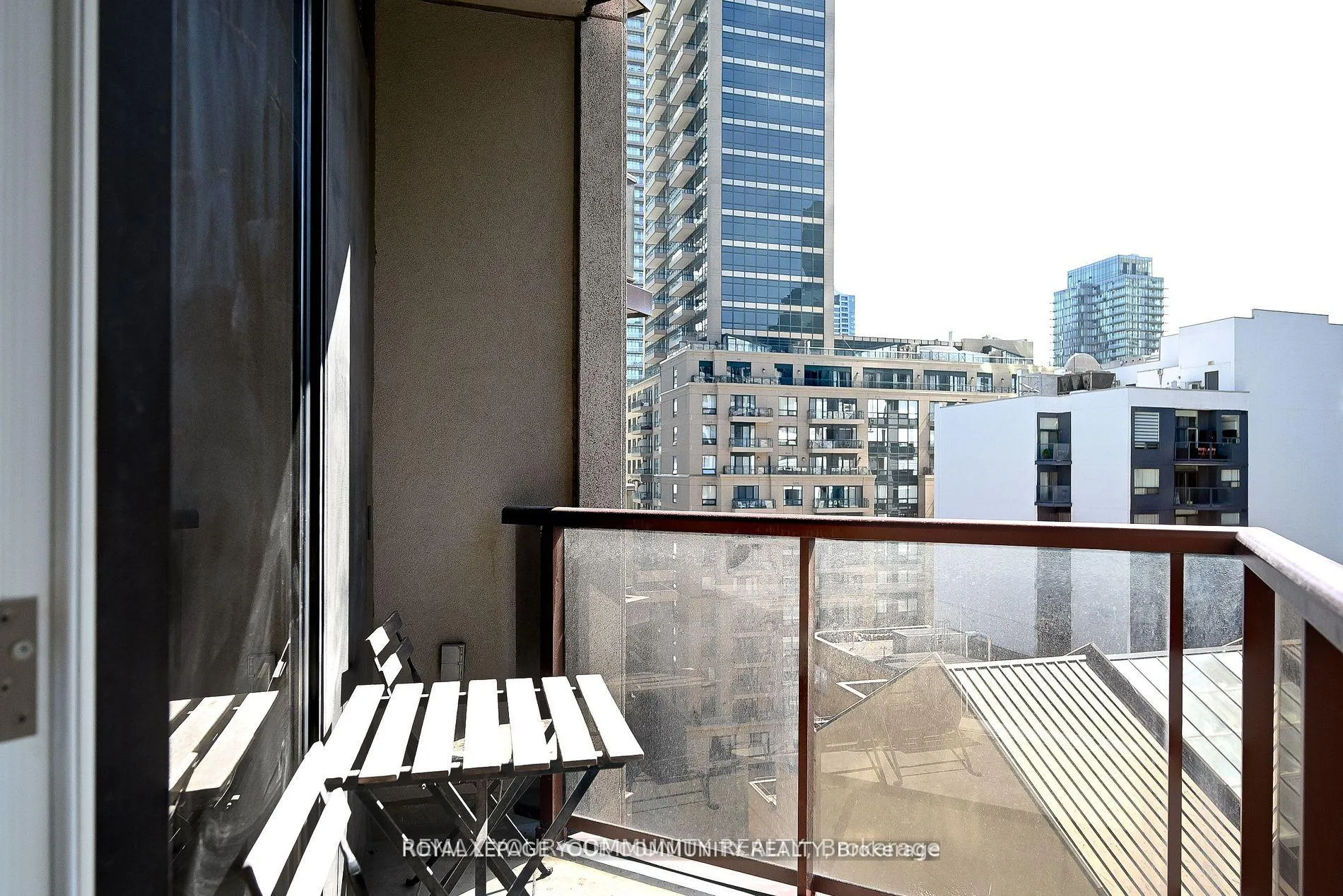 Photo 17 of Unit 1214, 85 Bloor Street E, Toronto, Church-Yonge Corridor — HOMEH