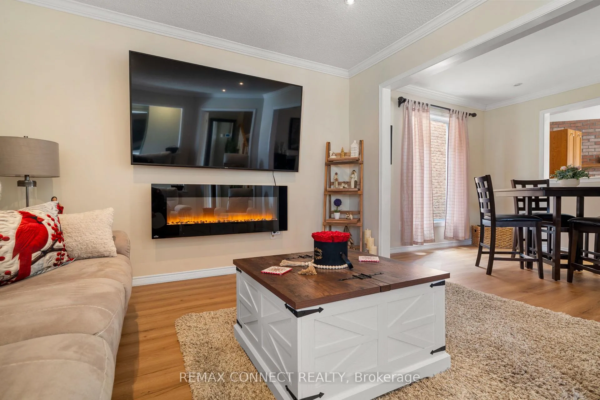 Photo 5 of 52 Marshall Crescent, Ajax, Central West — HOMEH