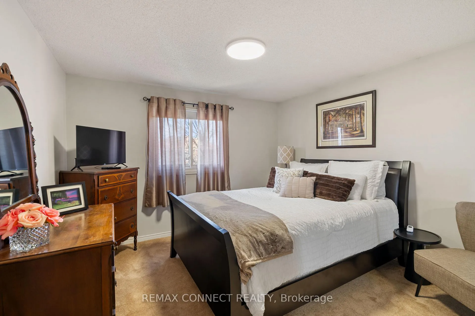 Photo 15 of 52 Marshall Crescent, Ajax, Central West — HOMEH