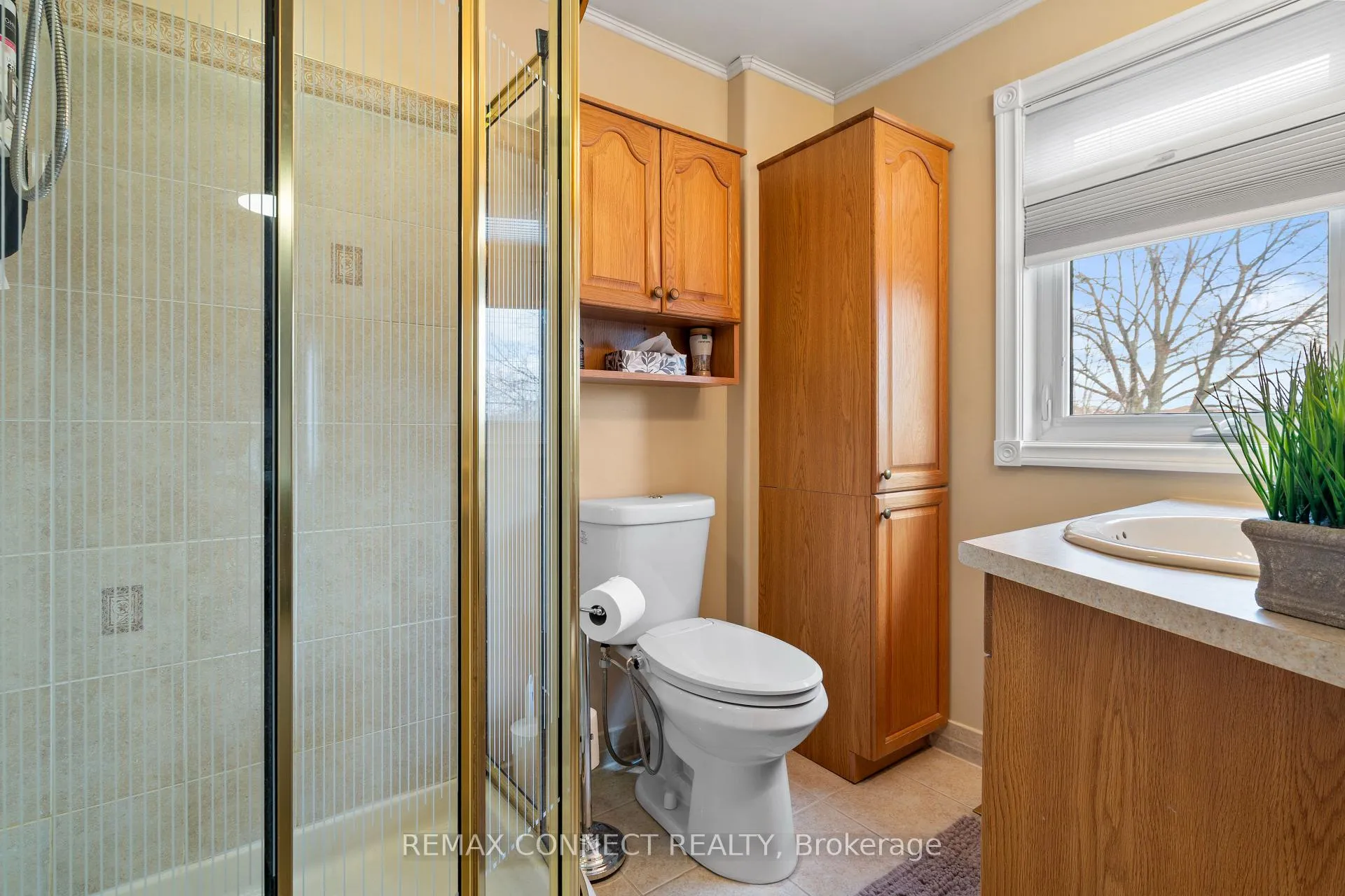 Photo 18 of 52 Marshall Crescent, Ajax, Central West — HOMEH