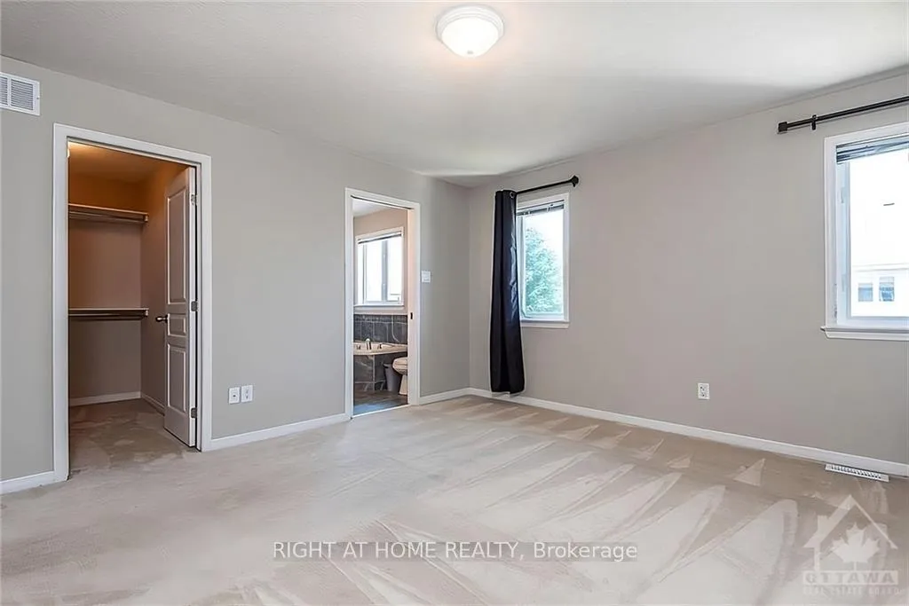 Photo 5 of 626 Braecreek Avenue, Ottawa, Kanata - Morgan's Grant/South March — HOMEH