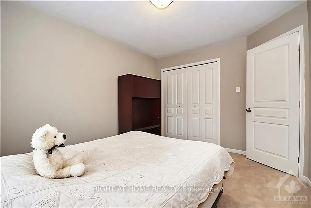 Photo 9 of 626 Braecreek Avenue, Ottawa, Kanata - Morgan's Grant/South March — HOMEH