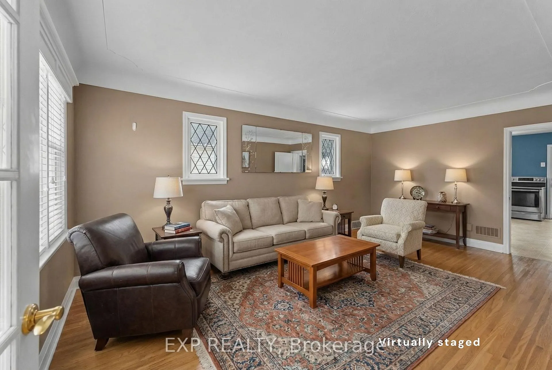 Photo 7 of 3935 St Peter Avenue, Niagara Falls, Stamford — HOMEH