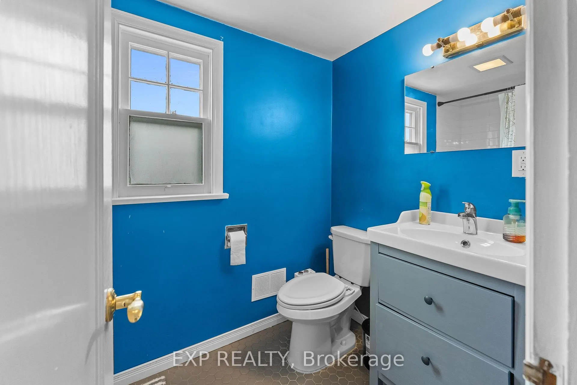 Photo 21 of 3935 St Peter Avenue, Niagara Falls, Stamford — HOMEH