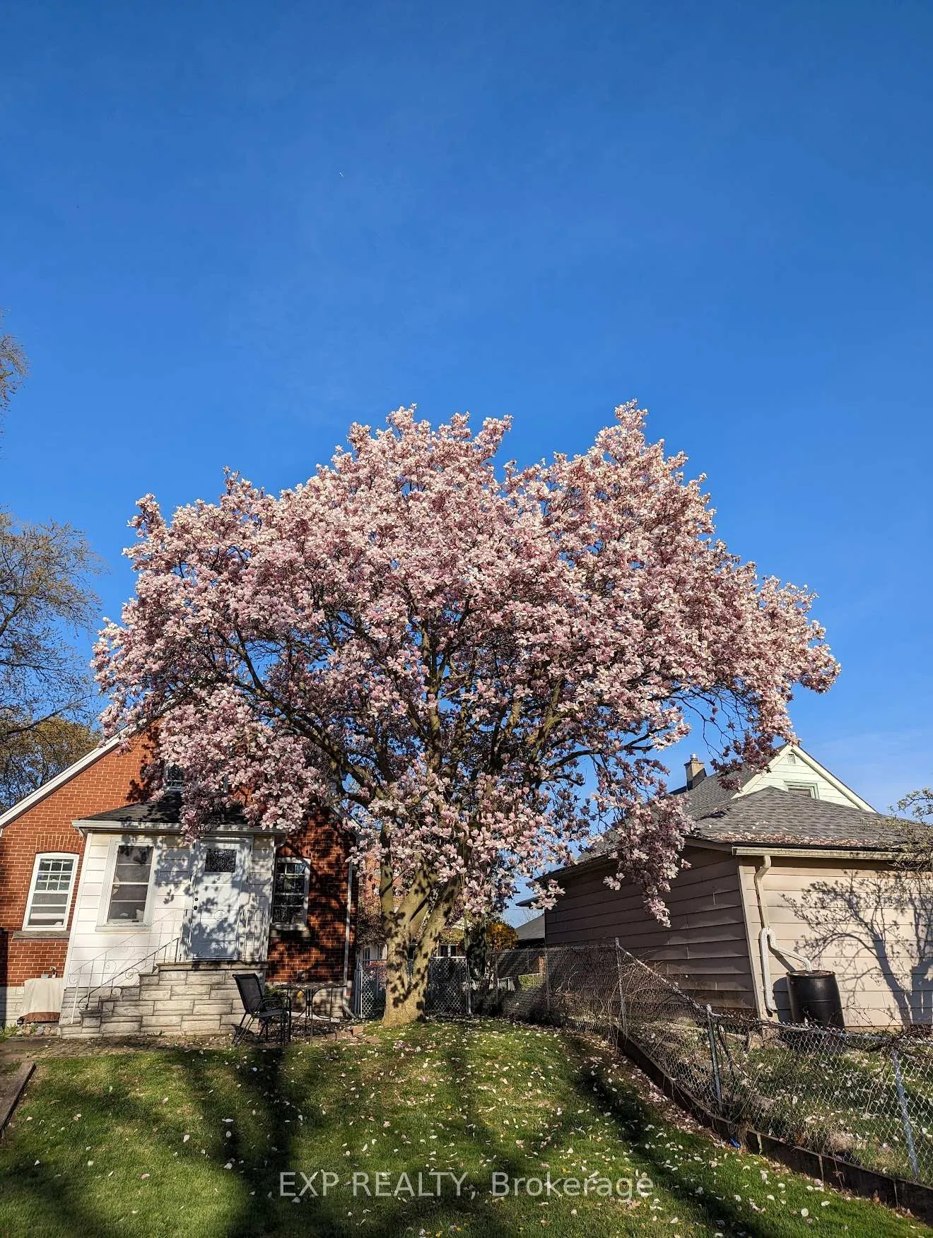 Photo 34 of 3935 St Peter Avenue, Niagara Falls, Stamford — HOMEH