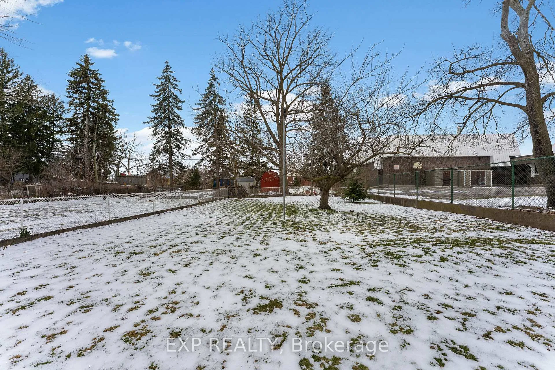 Photo 40 of 3935 St Peter Avenue, Niagara Falls, Stamford — HOMEH