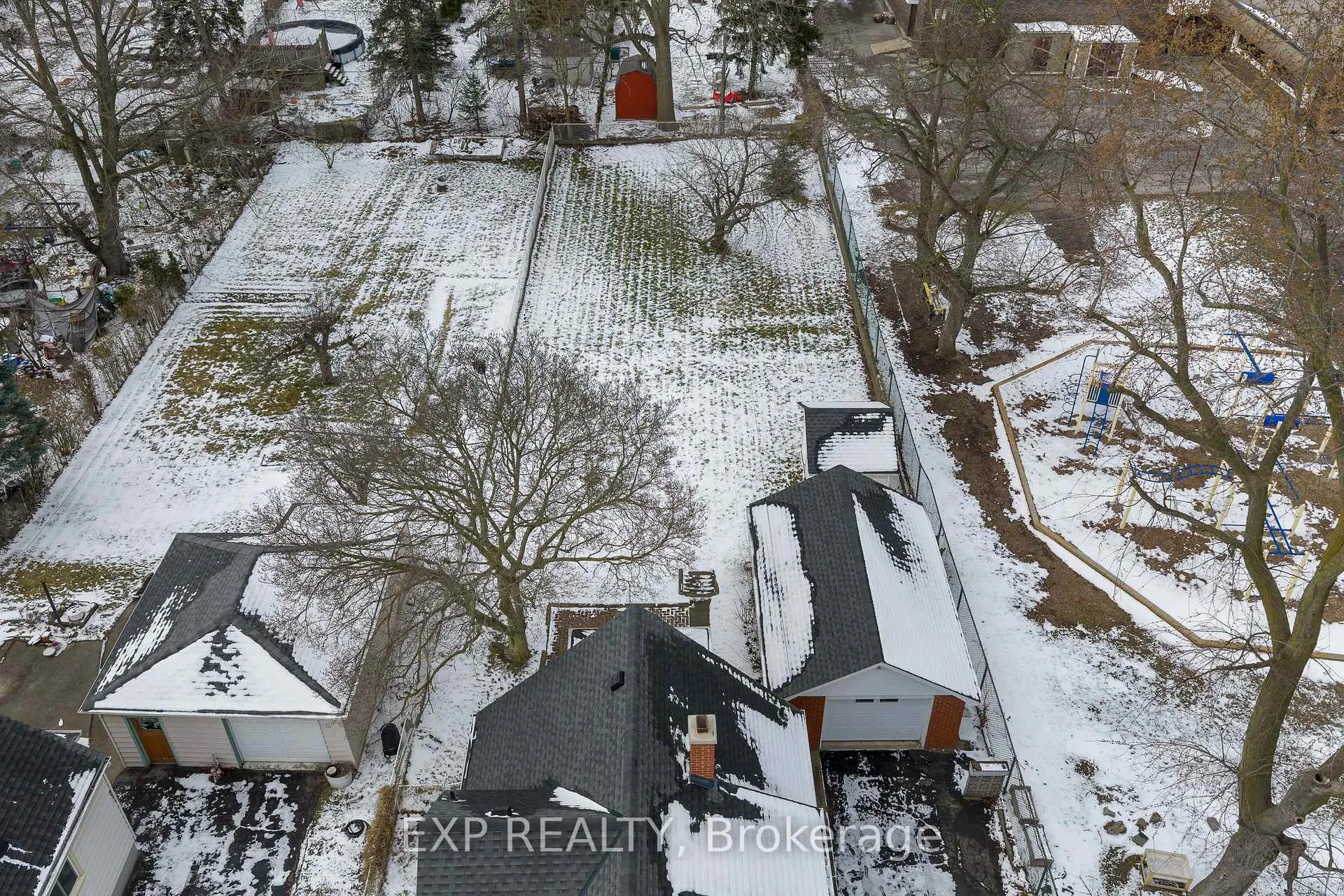 Photo 47 of 3935 St Peter Avenue, Niagara Falls, Stamford — HOMEH
