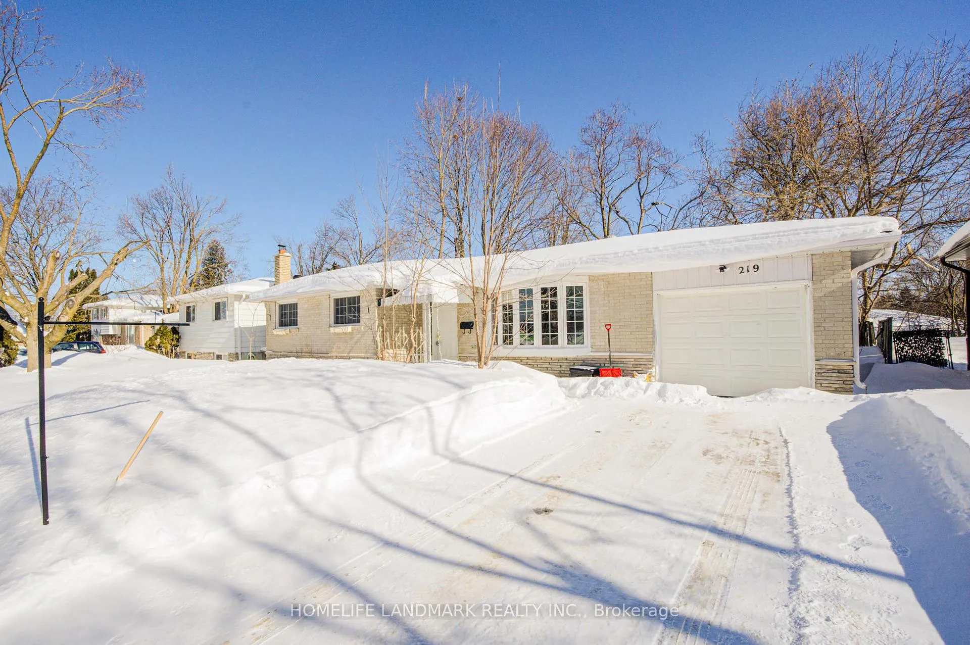 Photo 1 of 219 Cook St., Barrie, Grove East — HOMEH