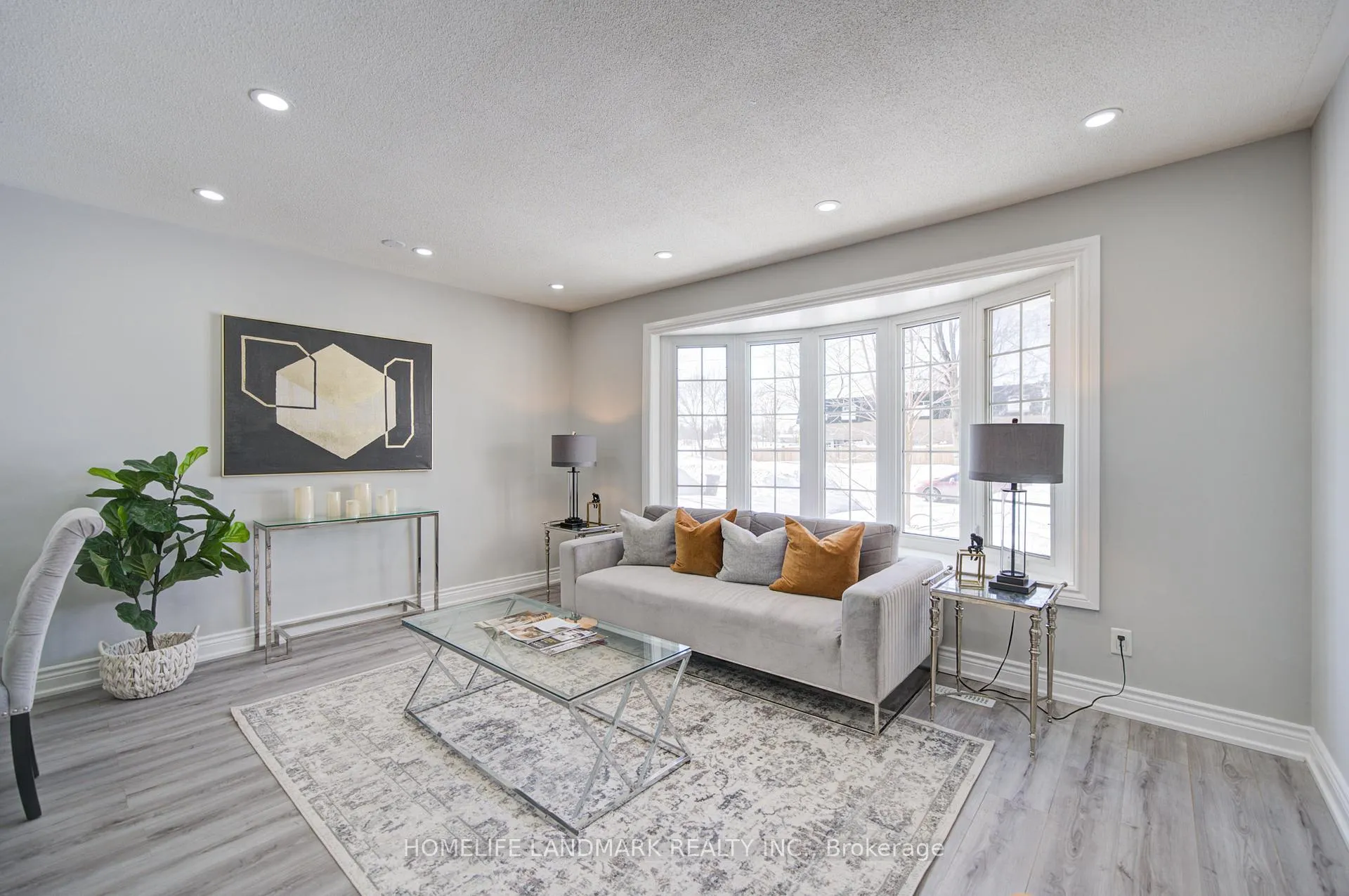 Photo 7 of 219 Cook St., Barrie, Grove East — HOMEH