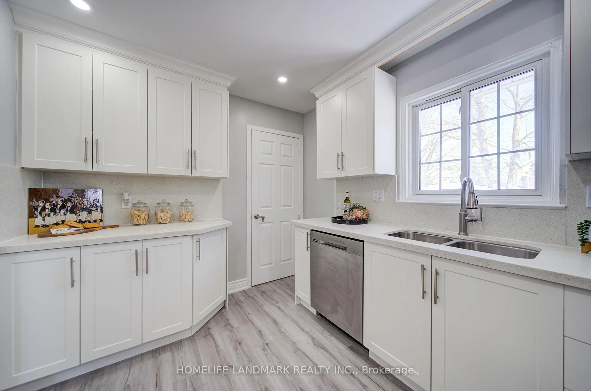 Photo 17 of 219 Cook St., Barrie, Grove East — HOMEH