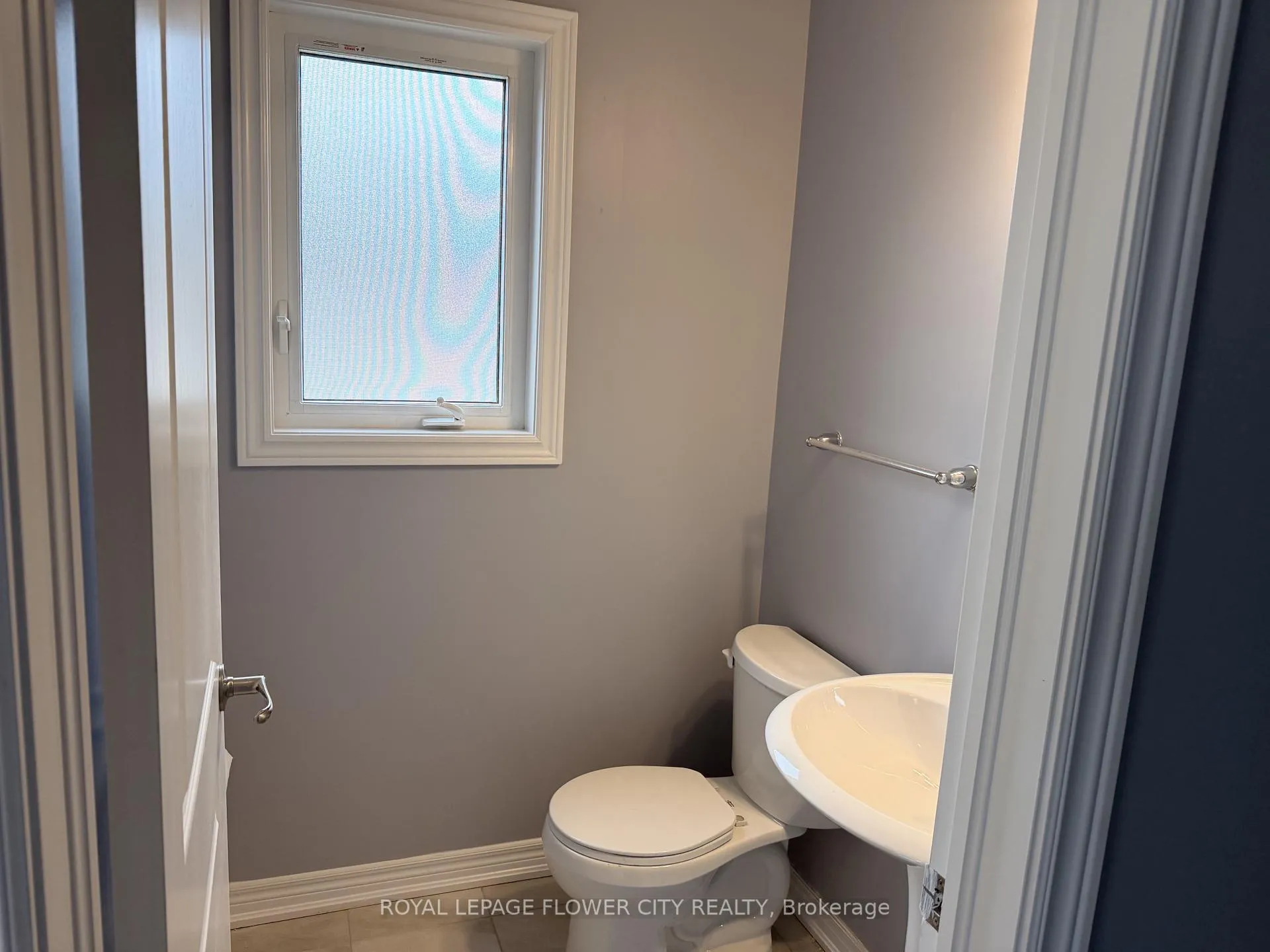 Photo 3 of 139 Sunflower Place, Welland, West Welland — HOMEH