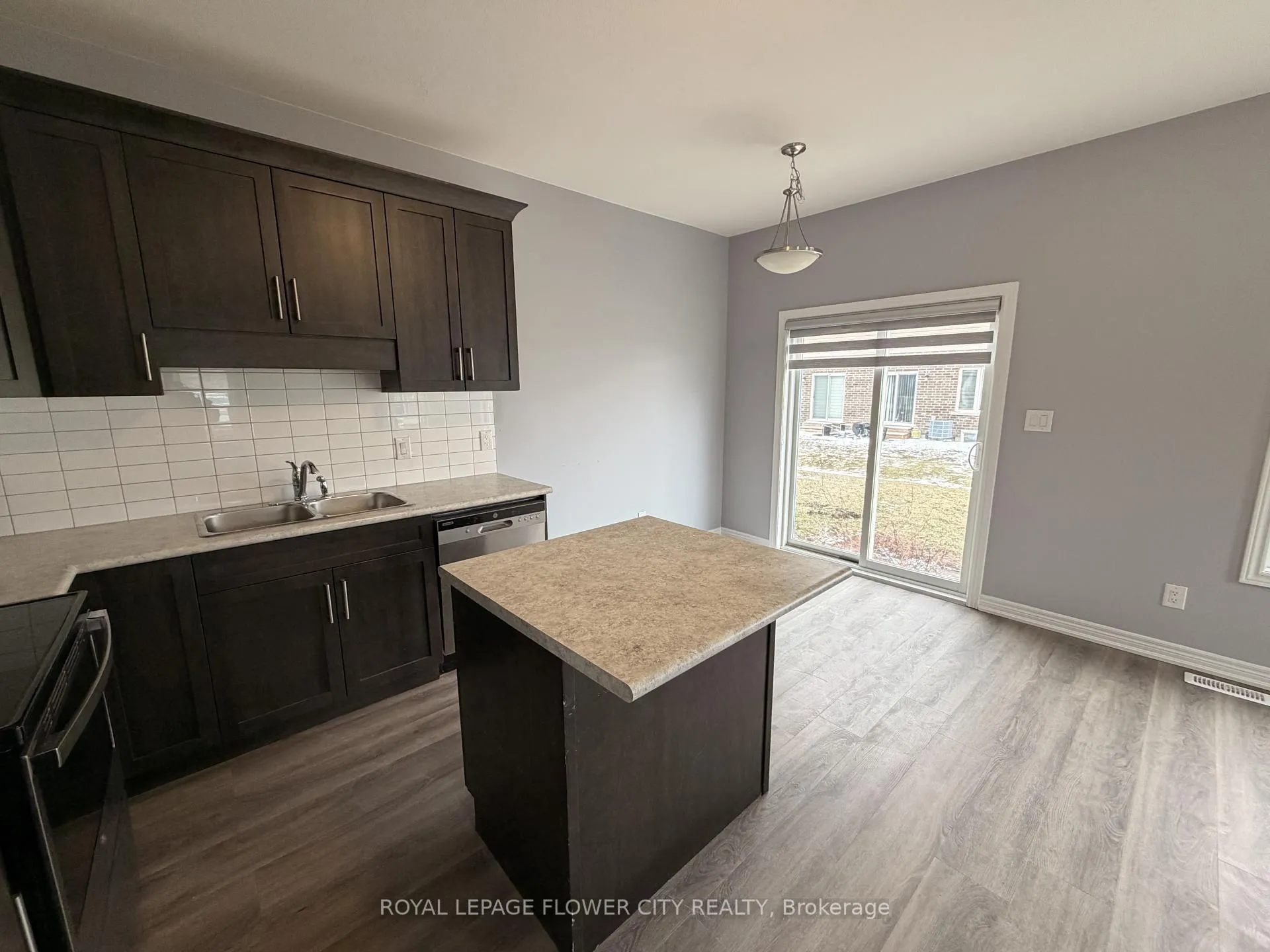 Photo 8 of 139 Sunflower Place, Welland, West Welland — HOMEH