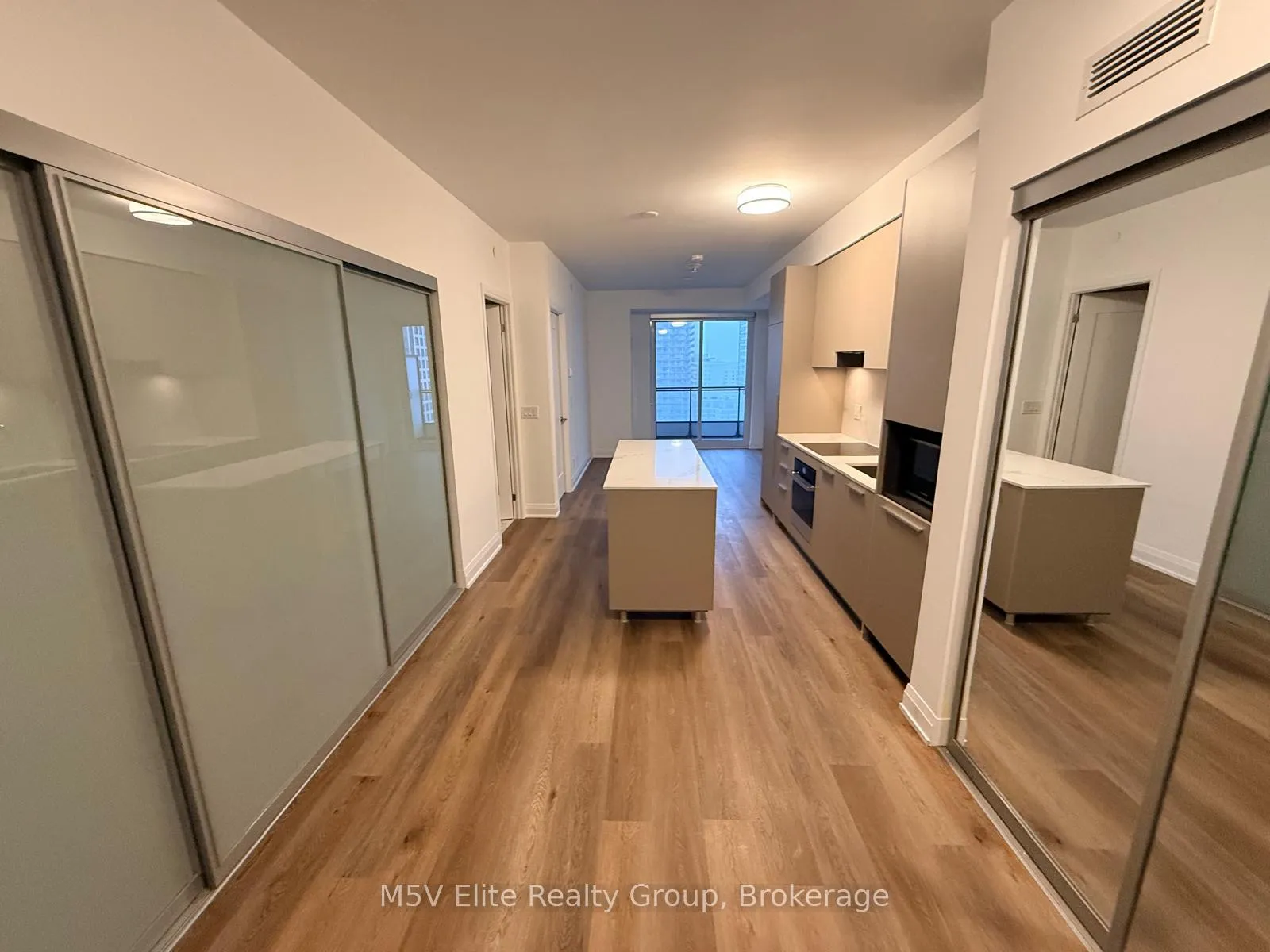 Photo 1 of Unit 2505, 65 Broadway Avenue, Toronto, Mount Pleasant West — HOMEH