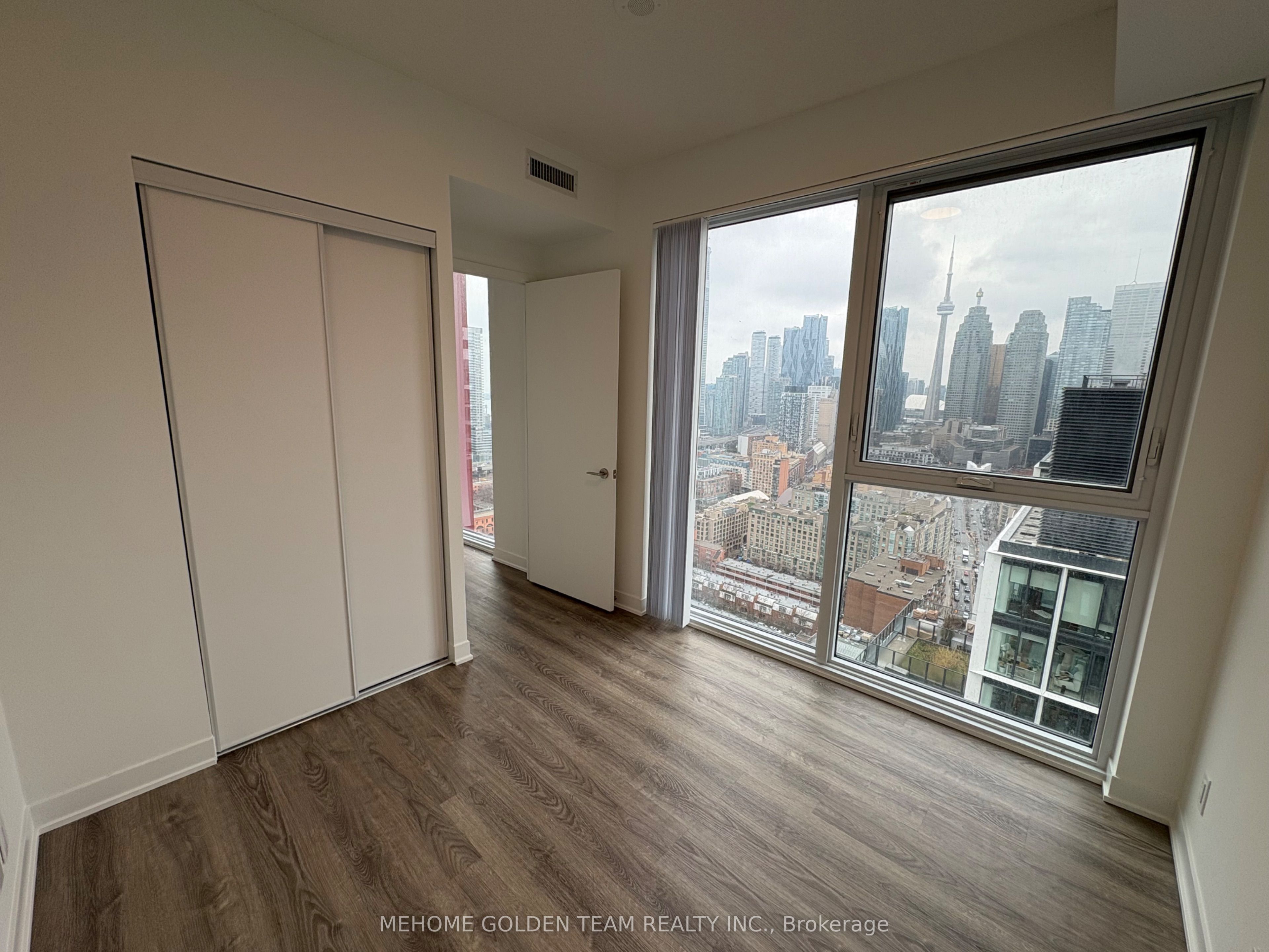 Photo 9 of Unit 3510, 180 Front Street E, Toronto, Moss Park — HOMEH