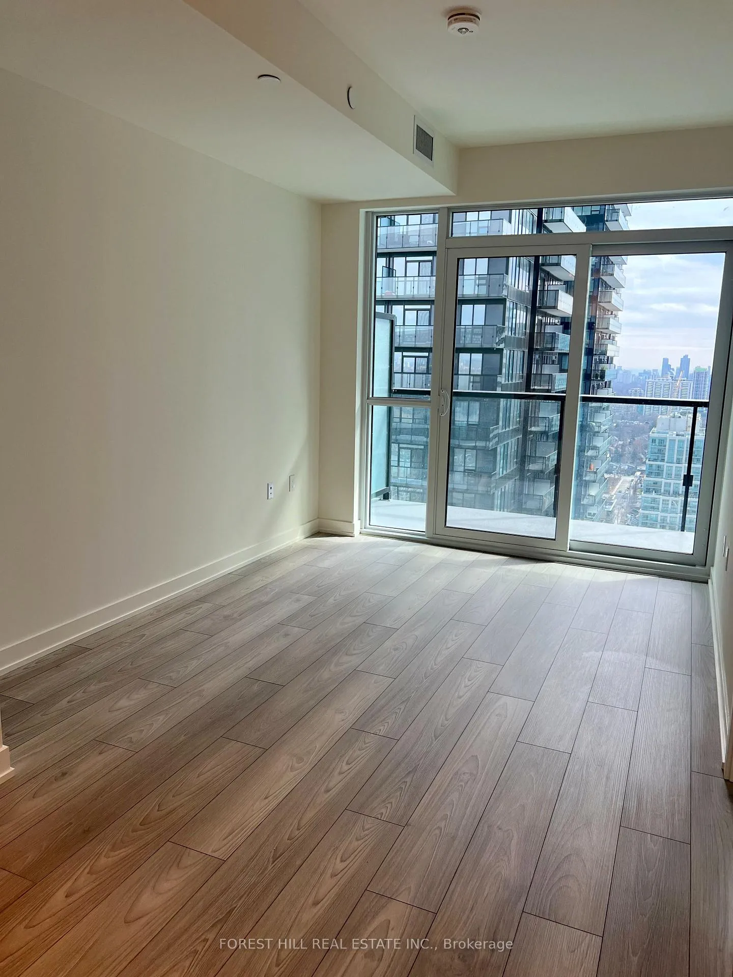 Photo 7 of Unit 2901, 110 Broadway Avenue, Toronto, Mount Pleasant West — HOMEH