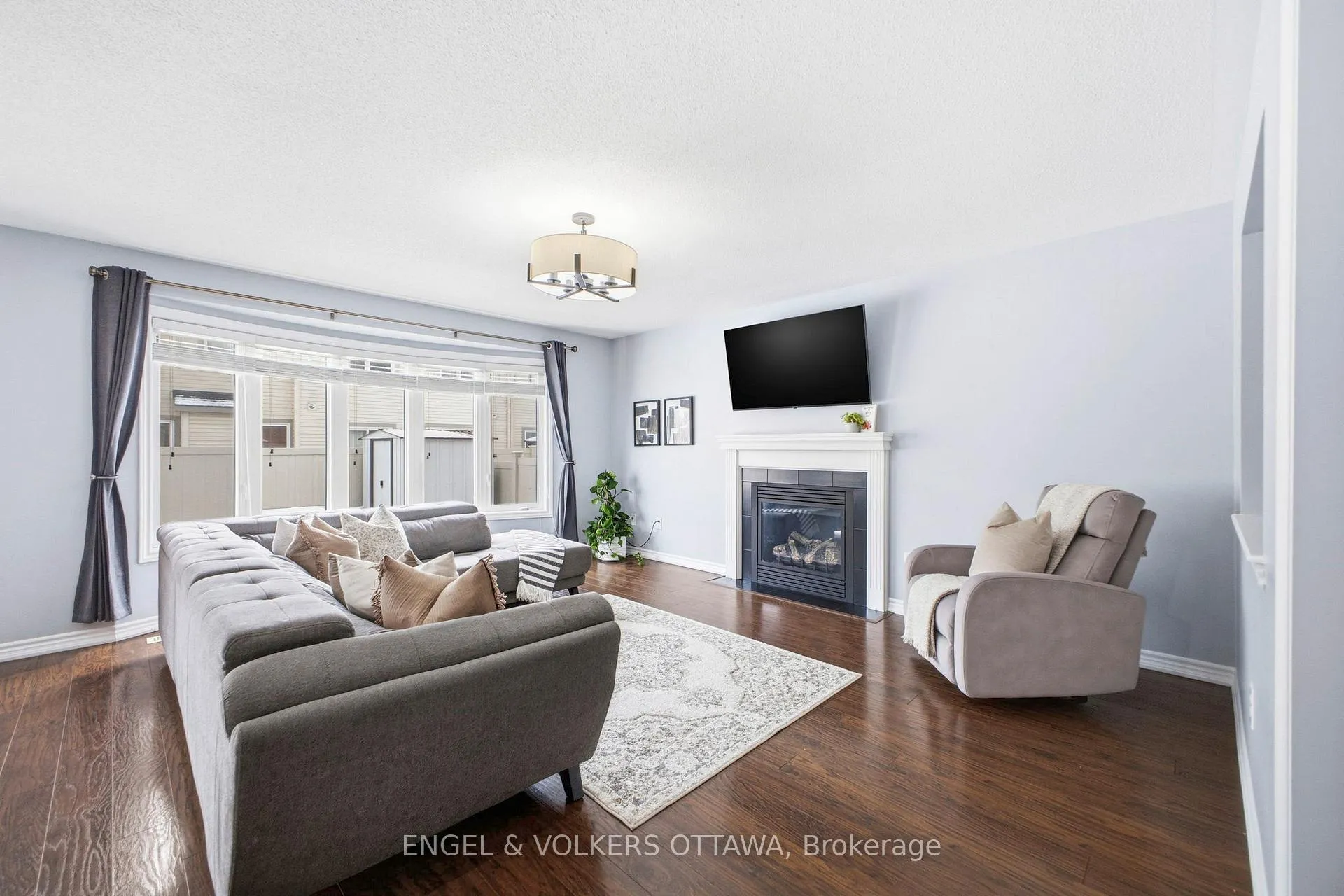 Photo 12 of 2206 Watercolours Way, Ottawa, Barrhaven - Half Moon Bay — HOMEH