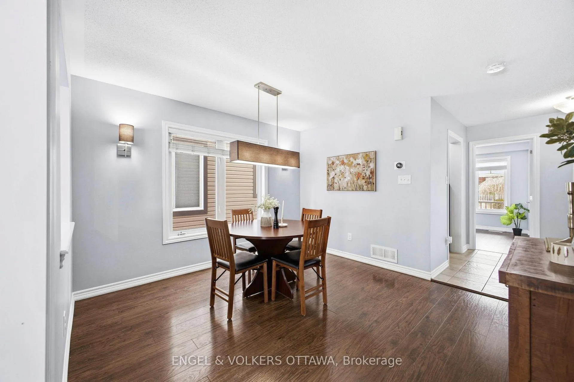Photo 14 of 2206 Watercolours Way, Ottawa, Barrhaven - Half Moon Bay — HOMEH