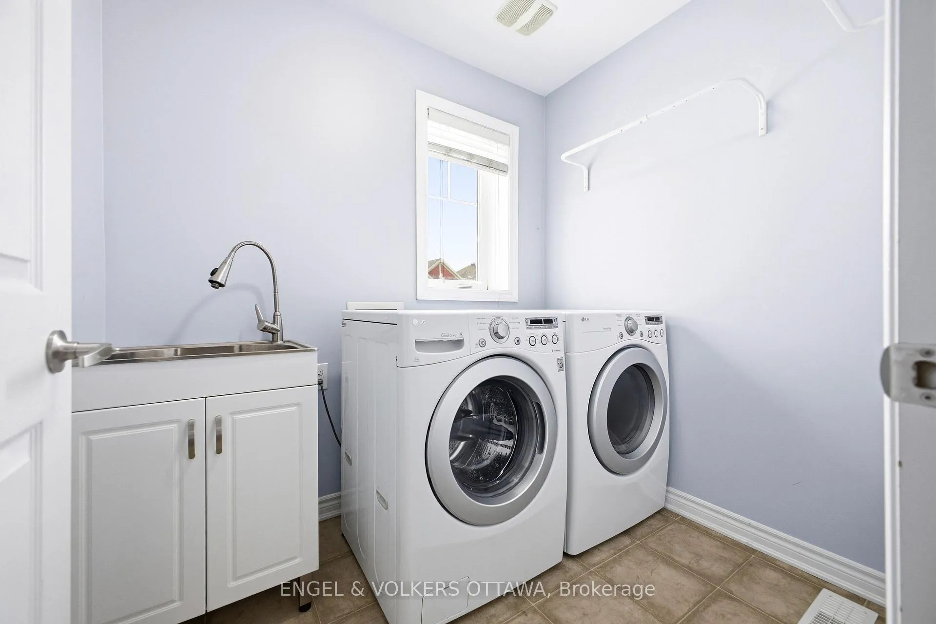 Photo 31 of 2206 Watercolours Way, Ottawa, Barrhaven - Half Moon Bay — HOMEH