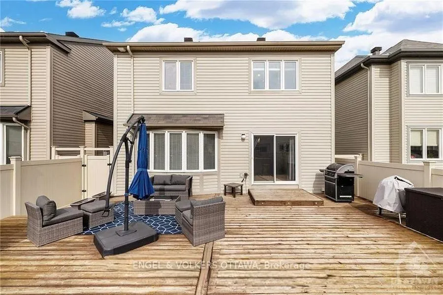 Photo 32 of 2206 Watercolours Way, Ottawa, Barrhaven - Half Moon Bay — HOMEH