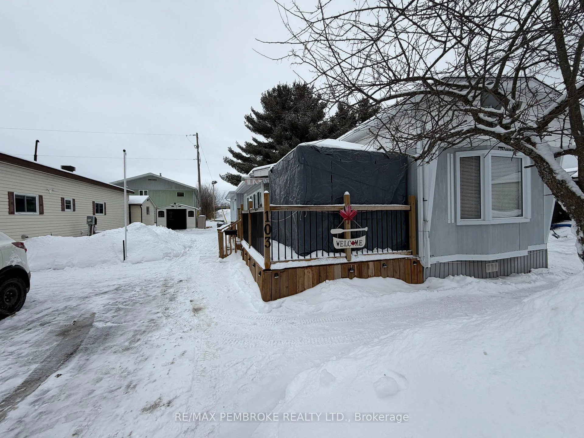 Photo 14 of 103 Pinehurst Estates, Petawawa — HOMEH