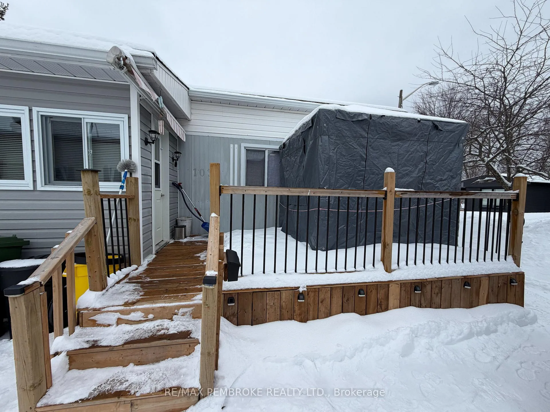 Photo 16 of 103 Pinehurst Estates, Petawawa — HOMEH