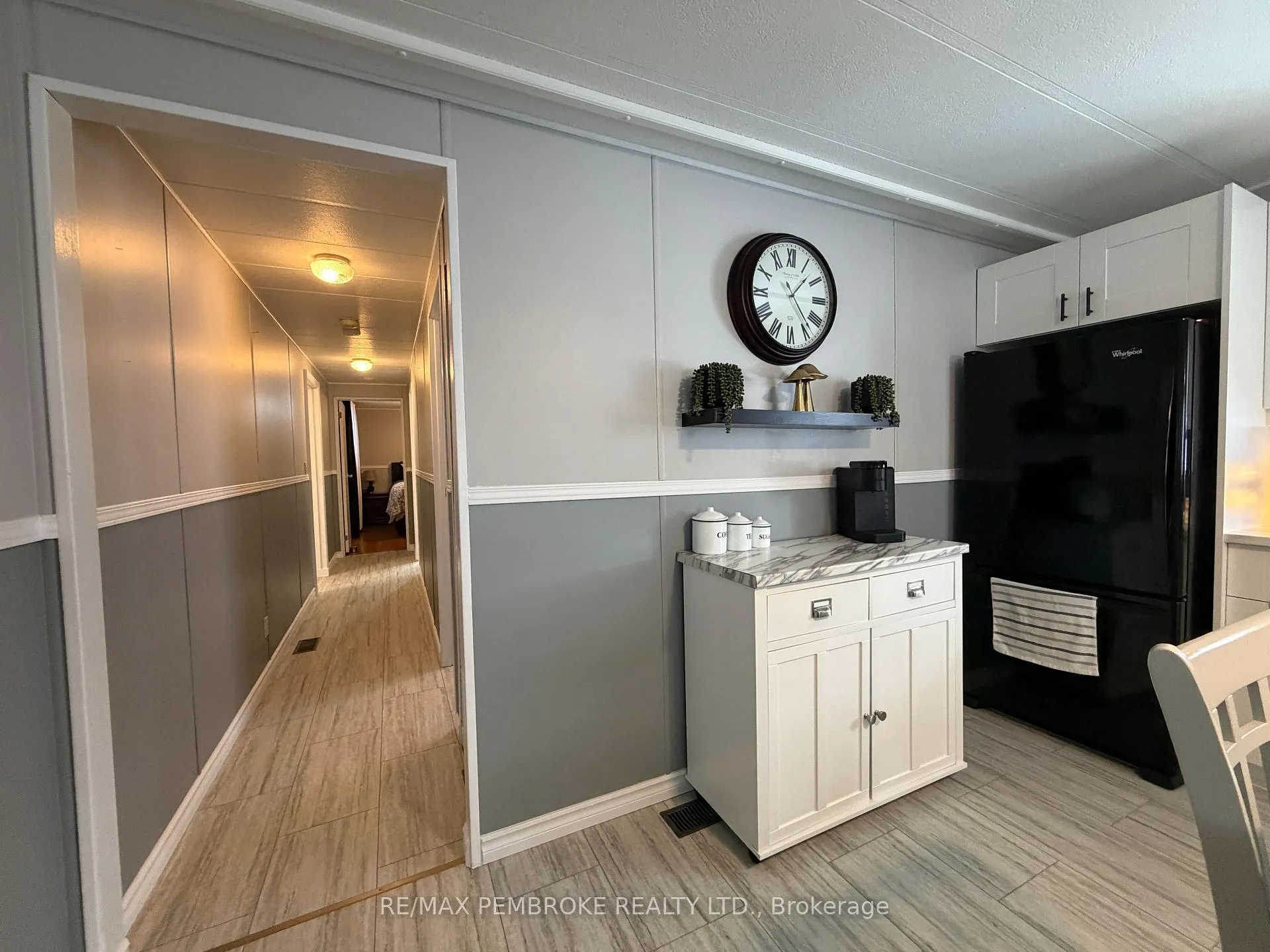 Photo 10 of 103 Pinehurst Estates, Petawawa — HOMEH