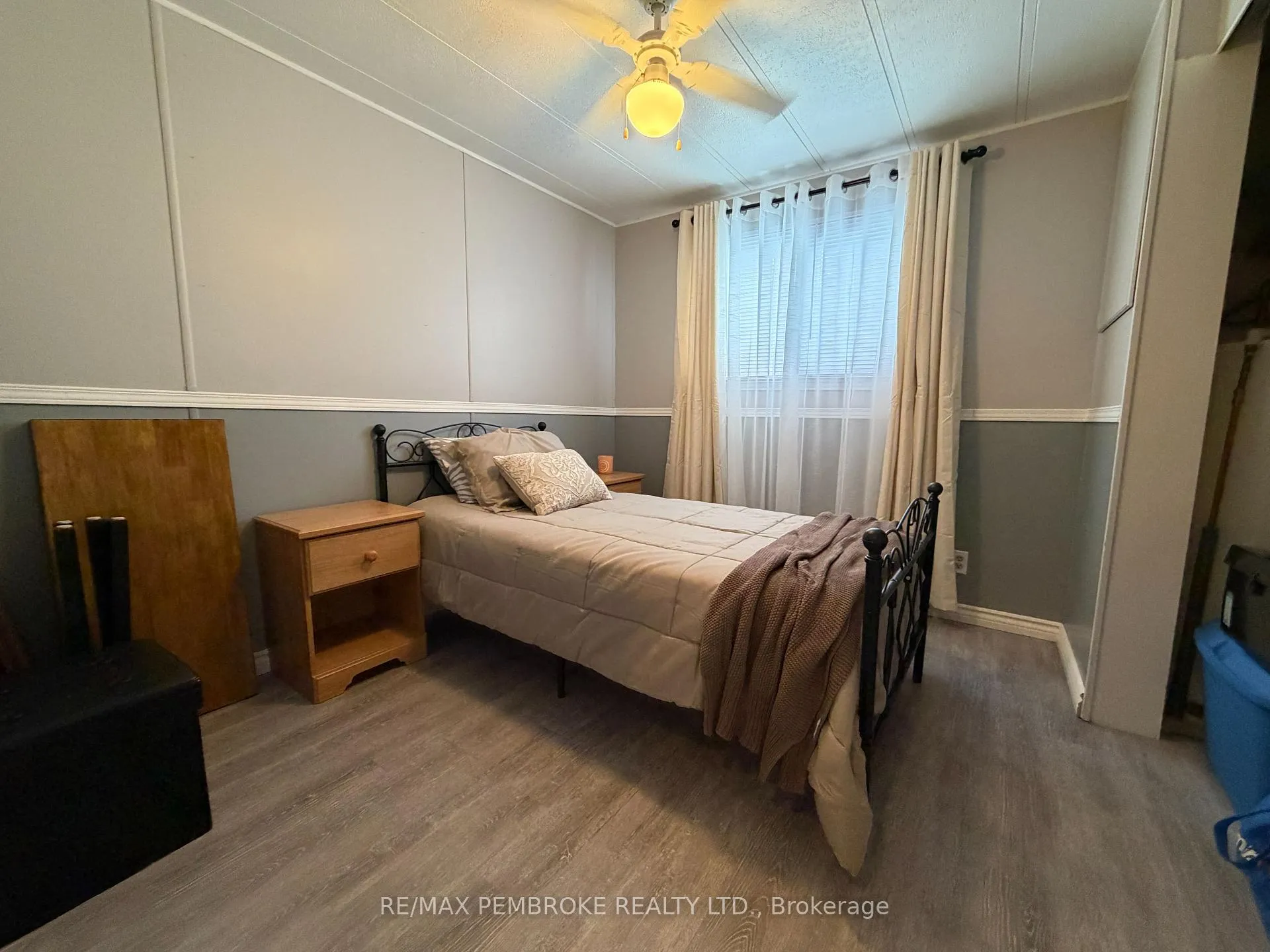 Photo 17 of 103 Pinehurst Estates, Petawawa — HOMEH