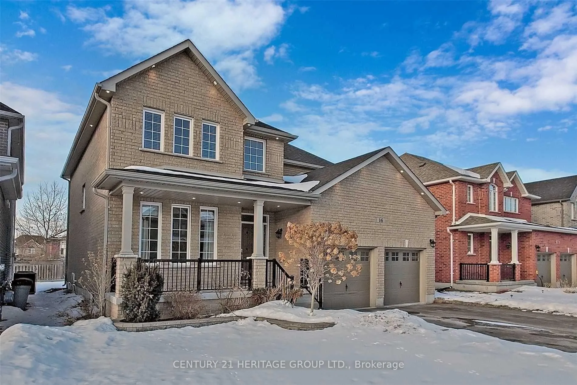 Photo 2 of 16 Tim Jacobs Drive, Georgina, Keswick South — HOMEH