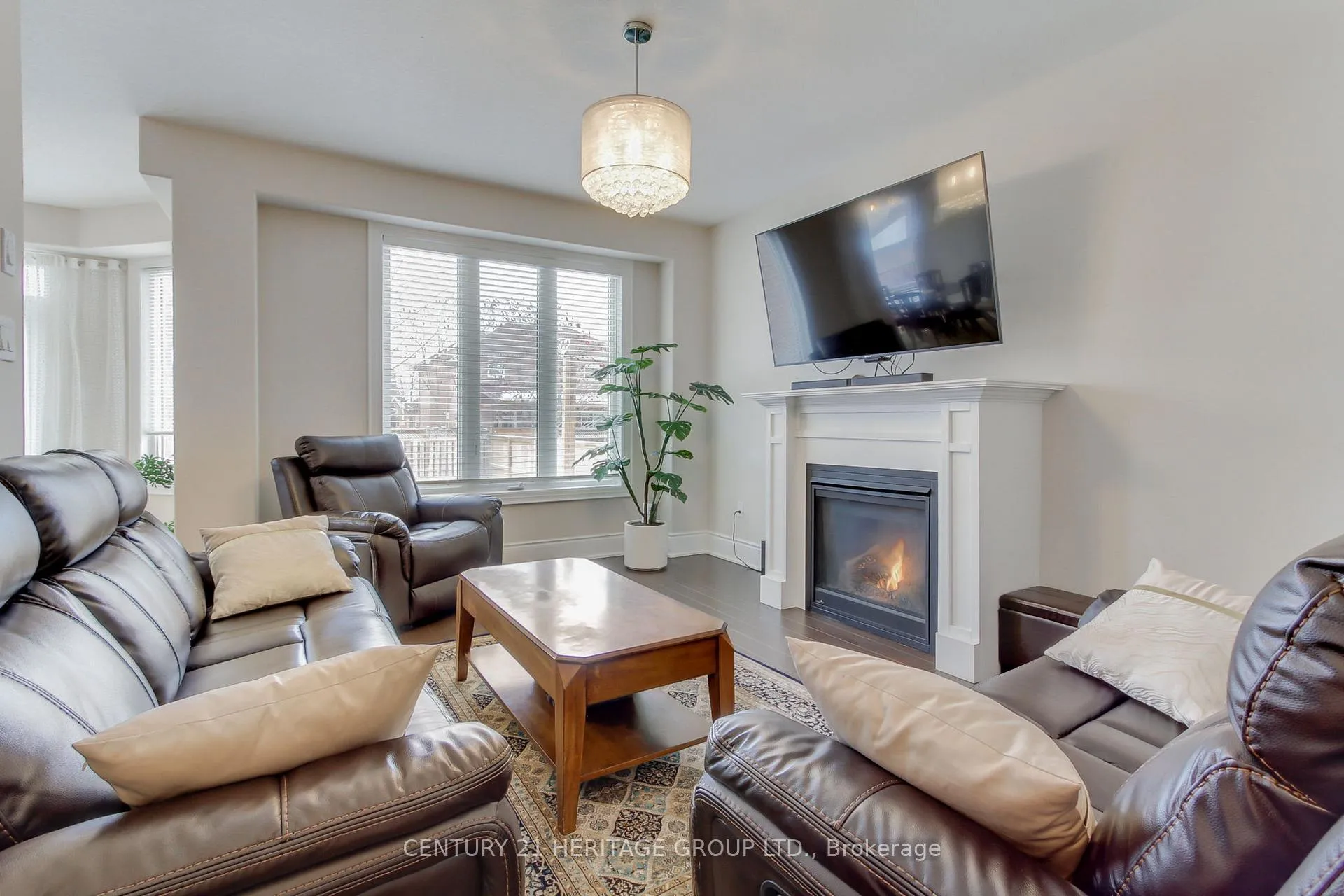 Photo 17 of 16 Tim Jacobs Drive, Georgina, Keswick South — HOMEH