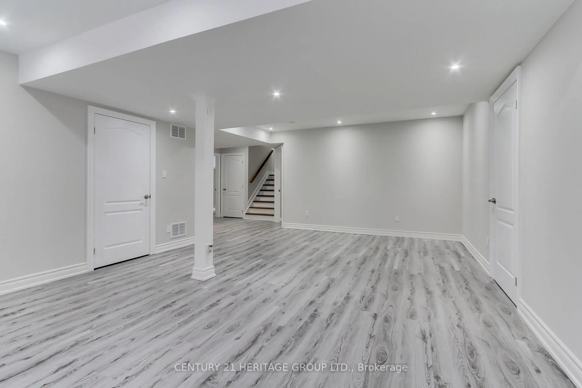 Photo 36 of 16 Tim Jacobs Drive, Georgina, Keswick South — HOMEH