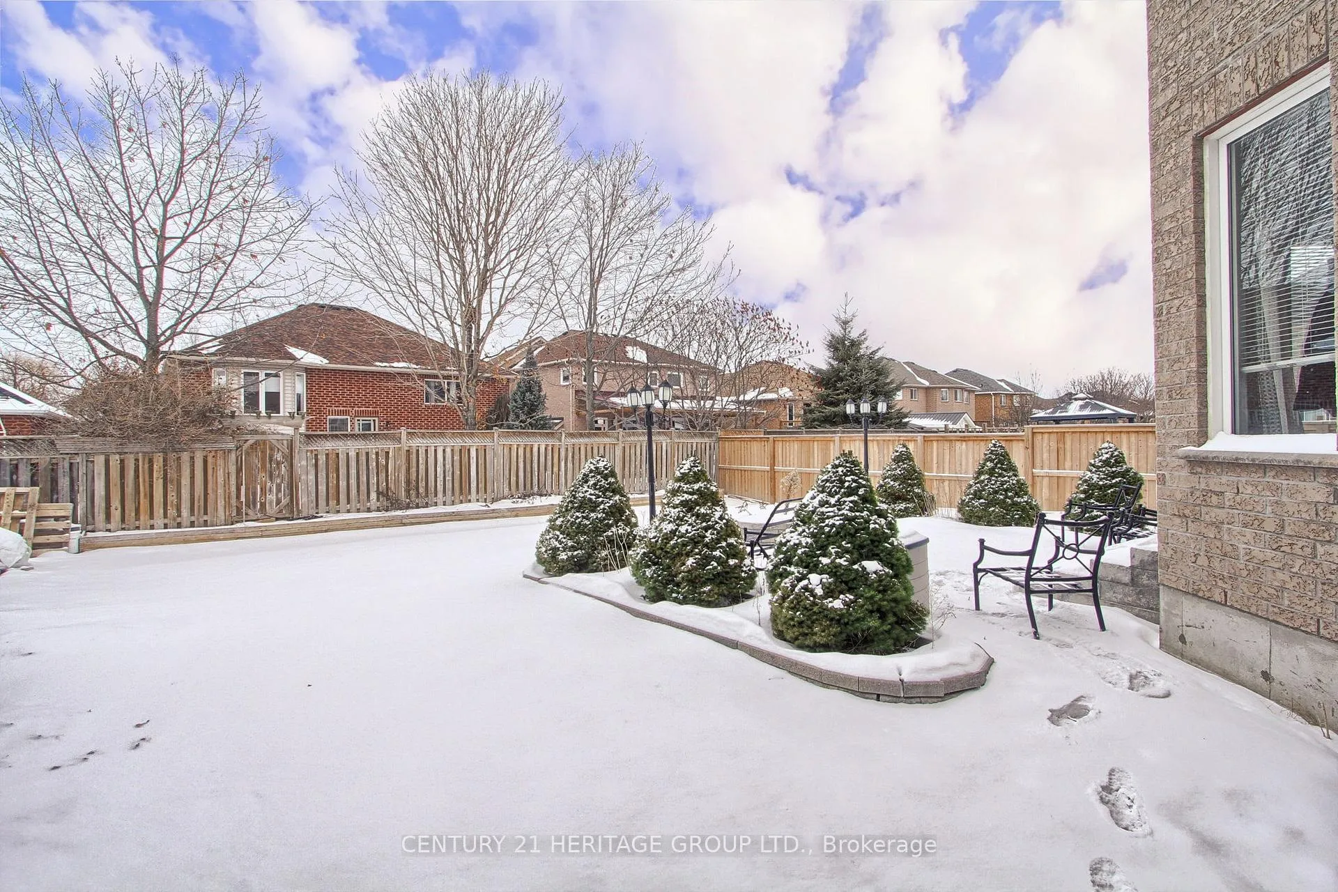 Photo 39 of 16 Tim Jacobs Drive, Georgina, Keswick South — HOMEH