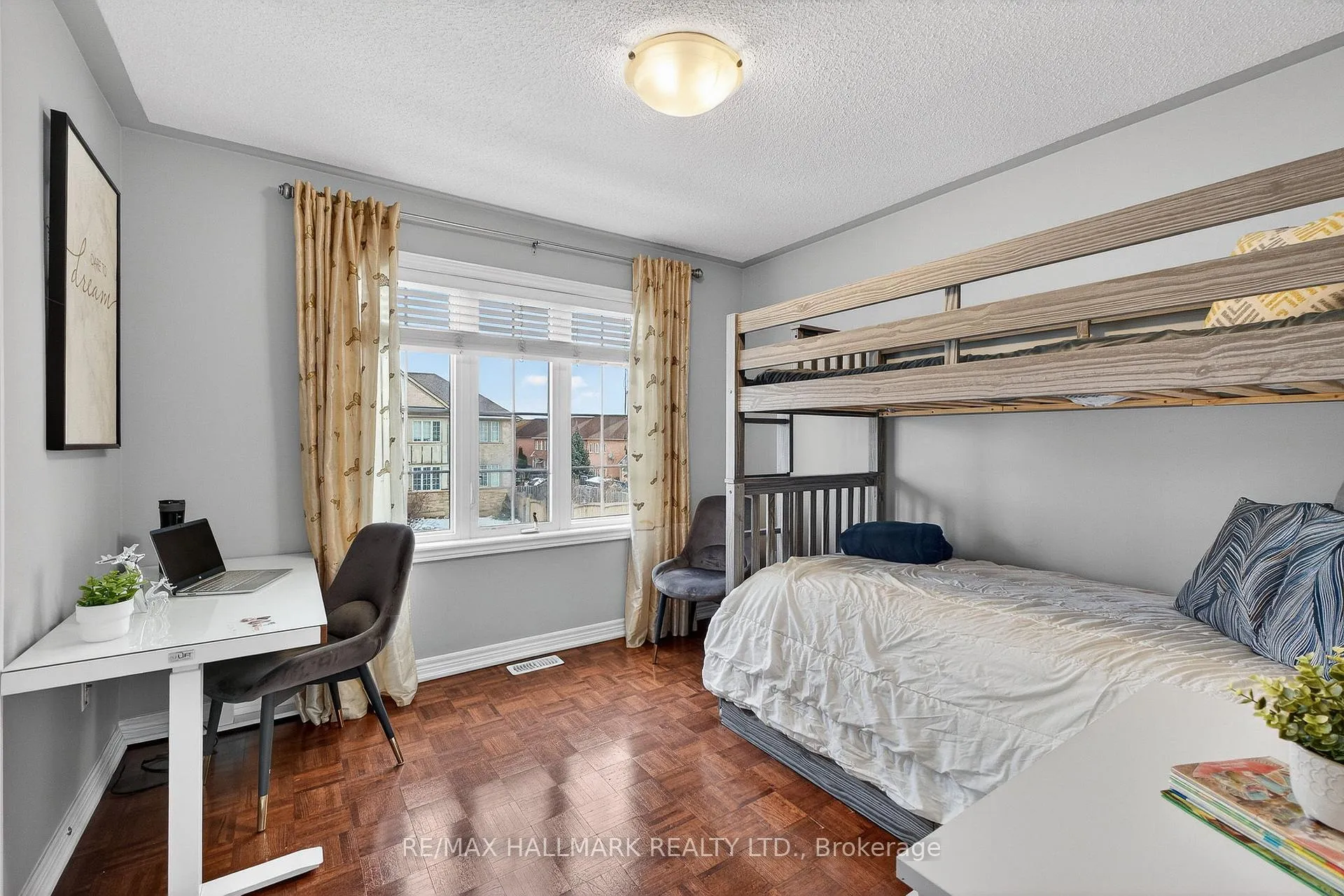 Photo 27 of 77 Maurier Boulevard, Vaughan, Patterson — HOMEH
