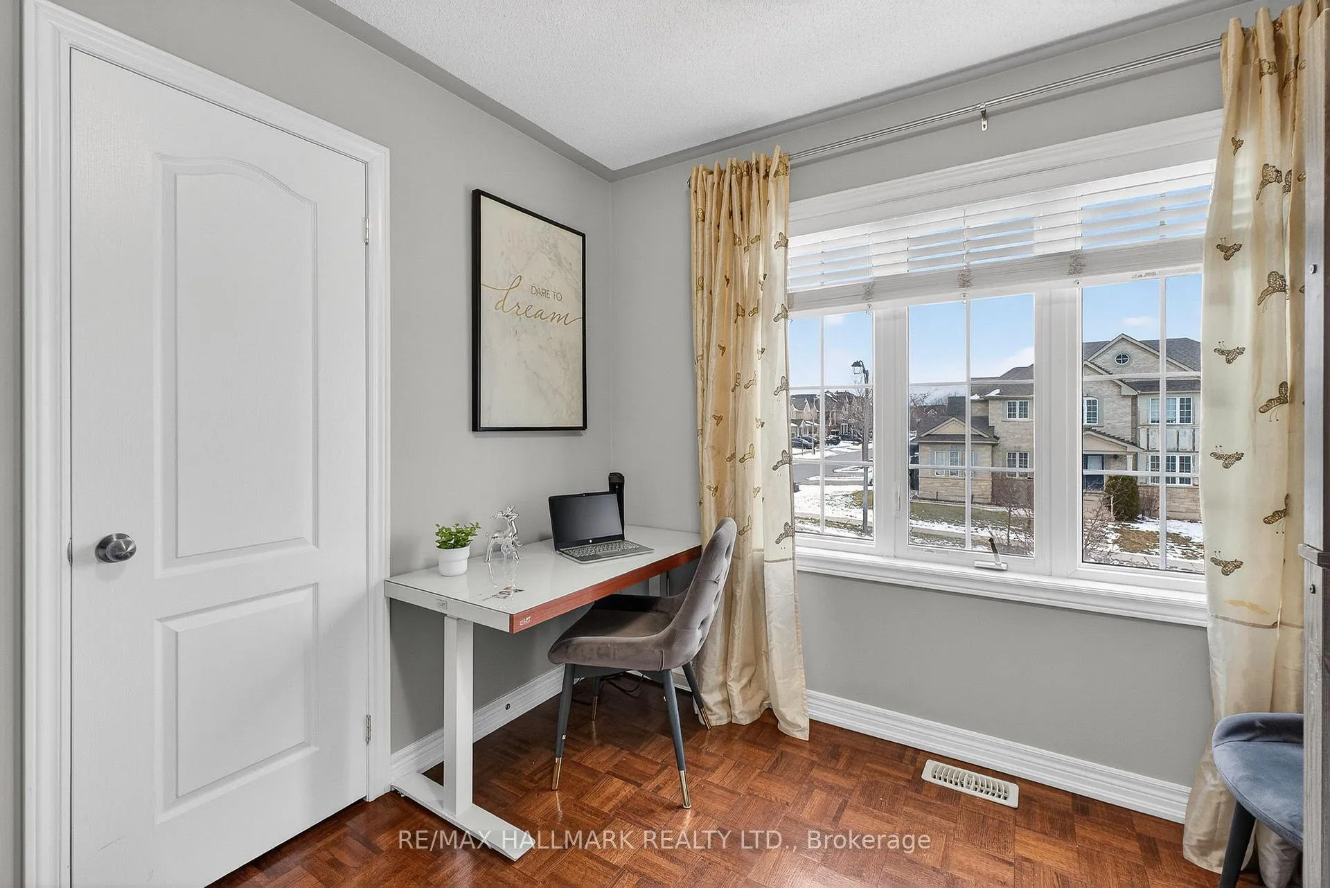 Photo 28 of 77 Maurier Boulevard, Vaughan, Patterson — HOMEH