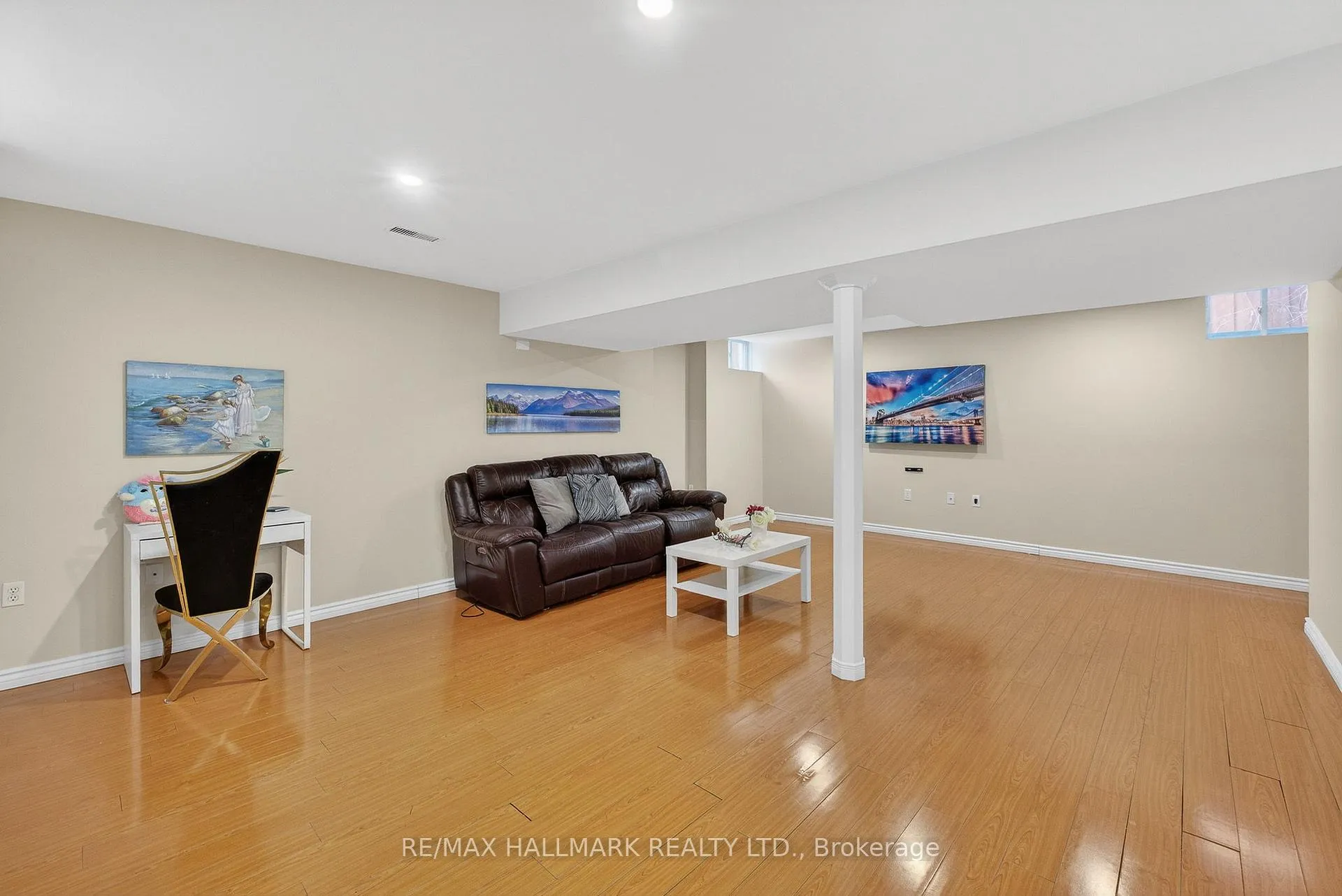 Photo 34 of 77 Maurier Boulevard, Vaughan, Patterson — HOMEH
