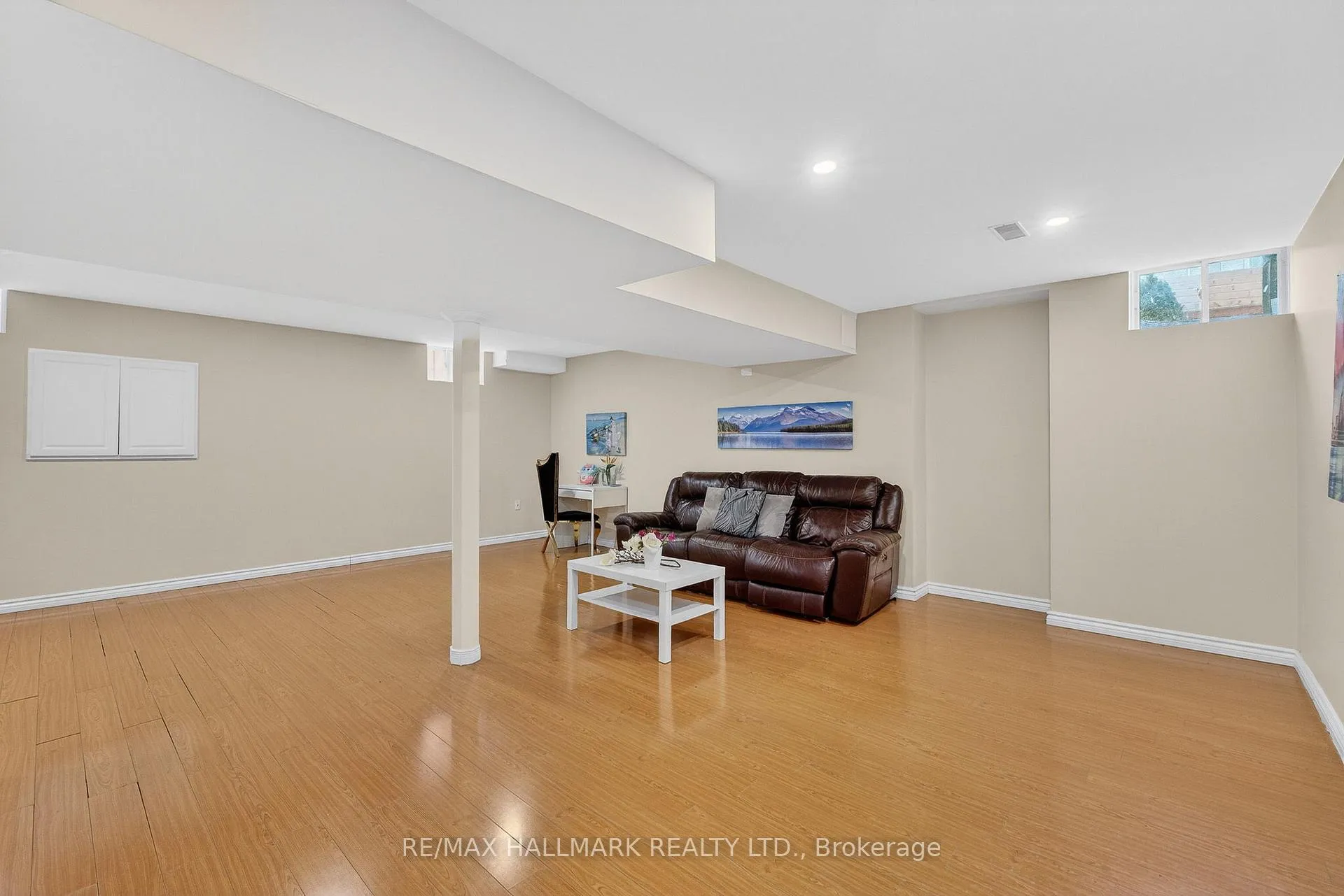 Photo 35 of 77 Maurier Boulevard, Vaughan, Patterson — HOMEH