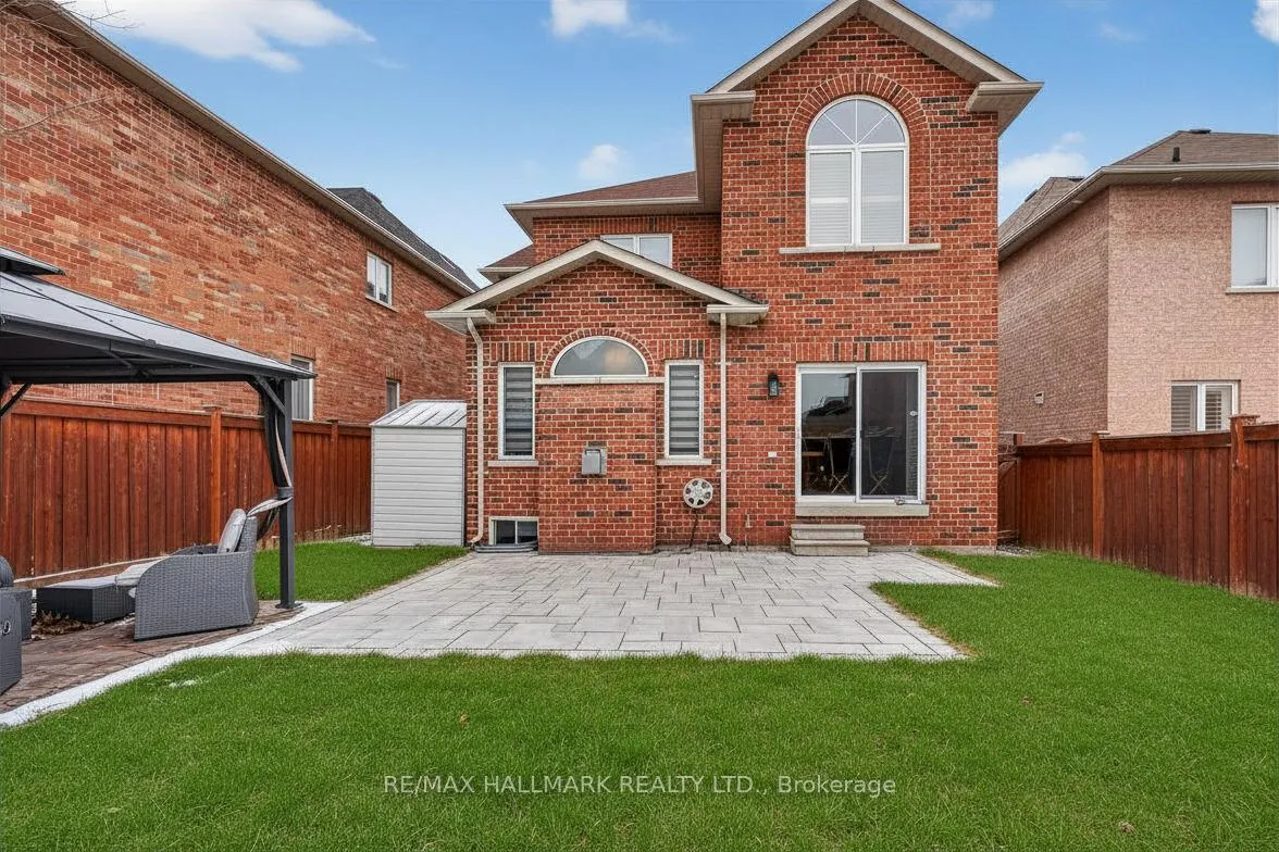 Photo 42 of 77 Maurier Boulevard, Vaughan, Patterson — HOMEH