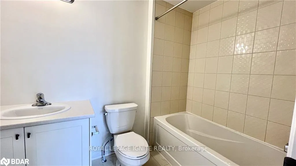 Photo 25 of 10 Oakmont Drive, Loyalist, Bath — HOMEH
