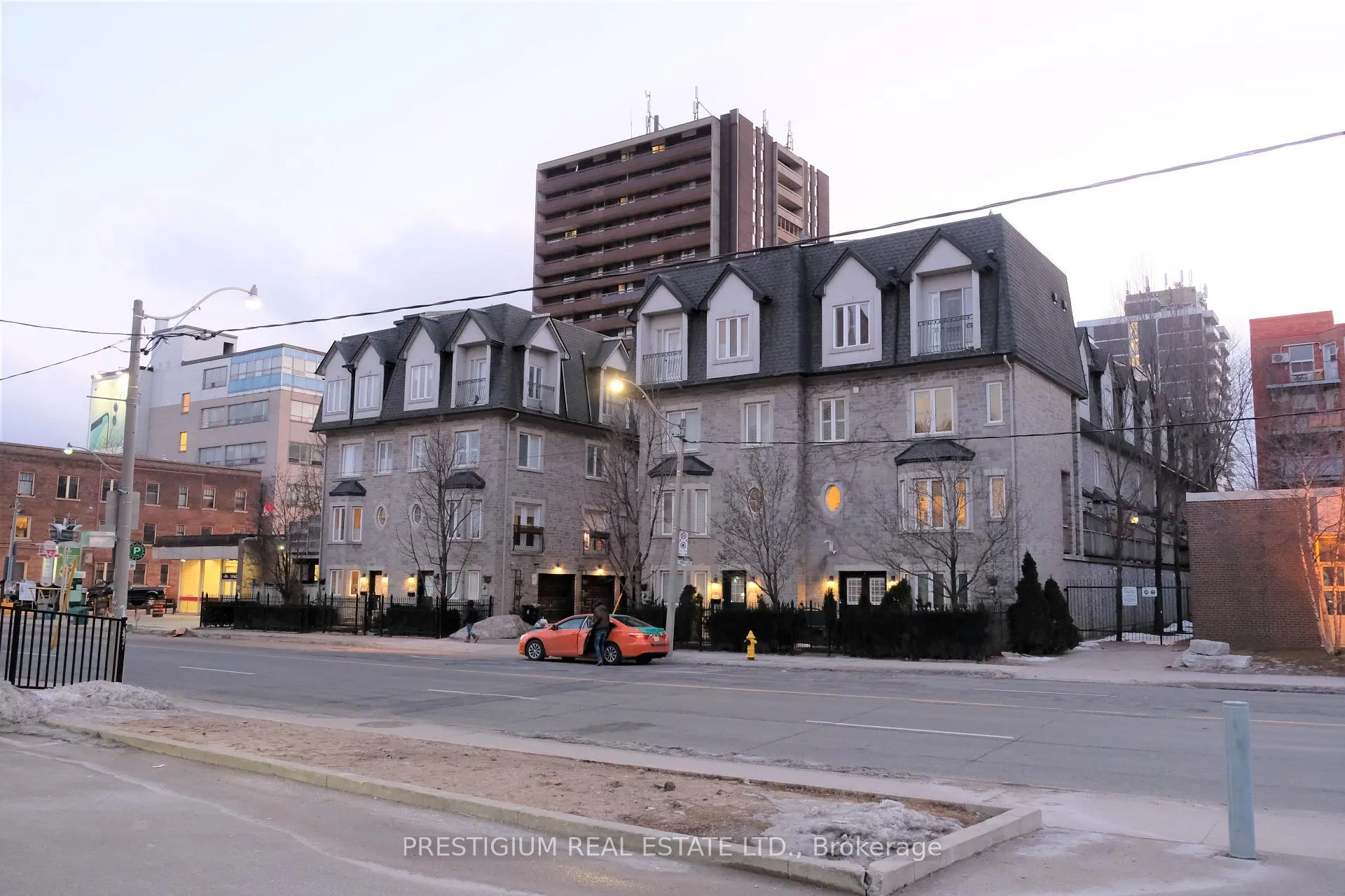 Photo 1 of 11 Annex Lane, Toronto, The Annex — HOMEH